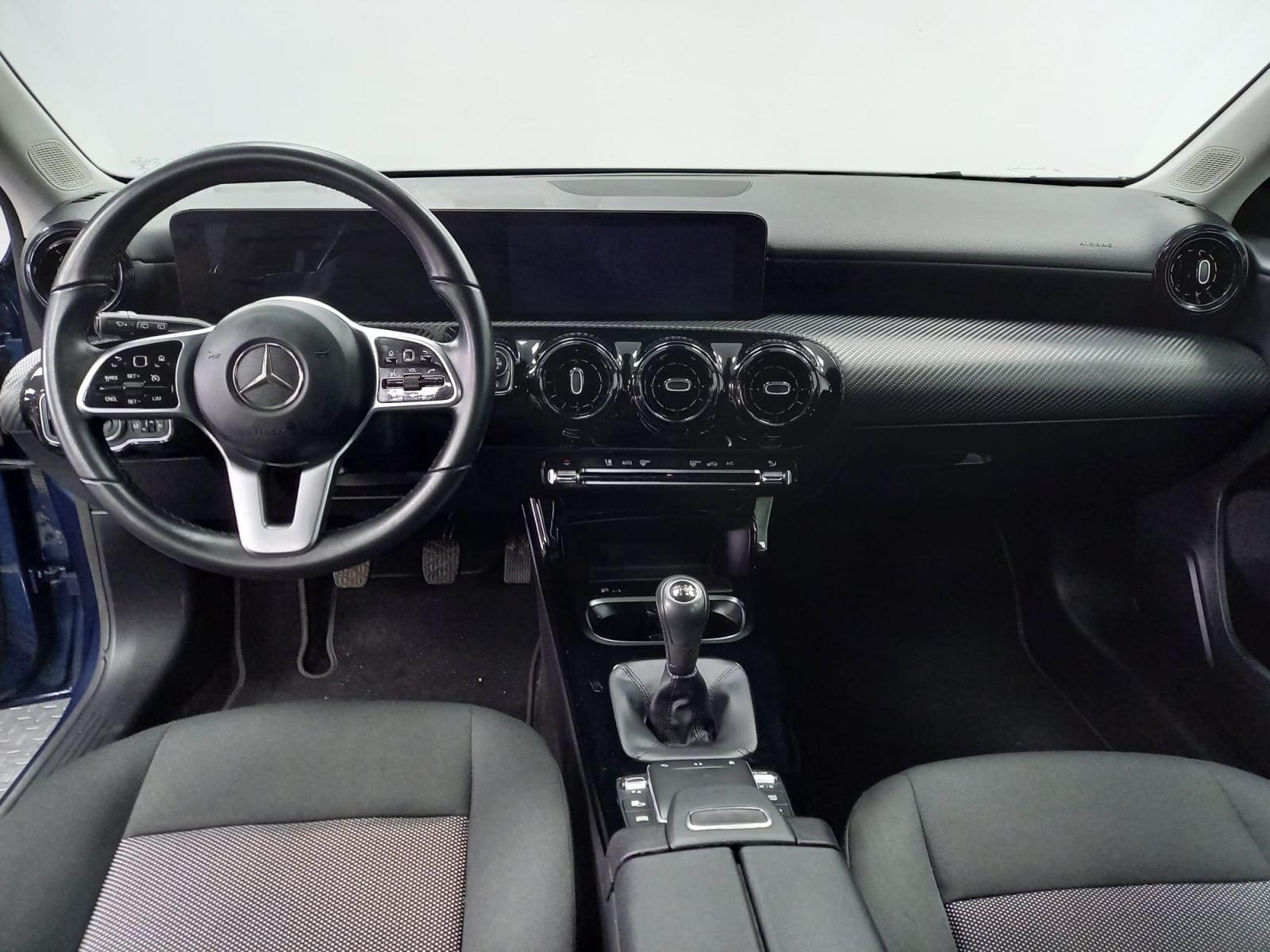 MERCEDES CLASE A 1.3 A 180 BUSINESS SOLUTION ESSENTIAL 35