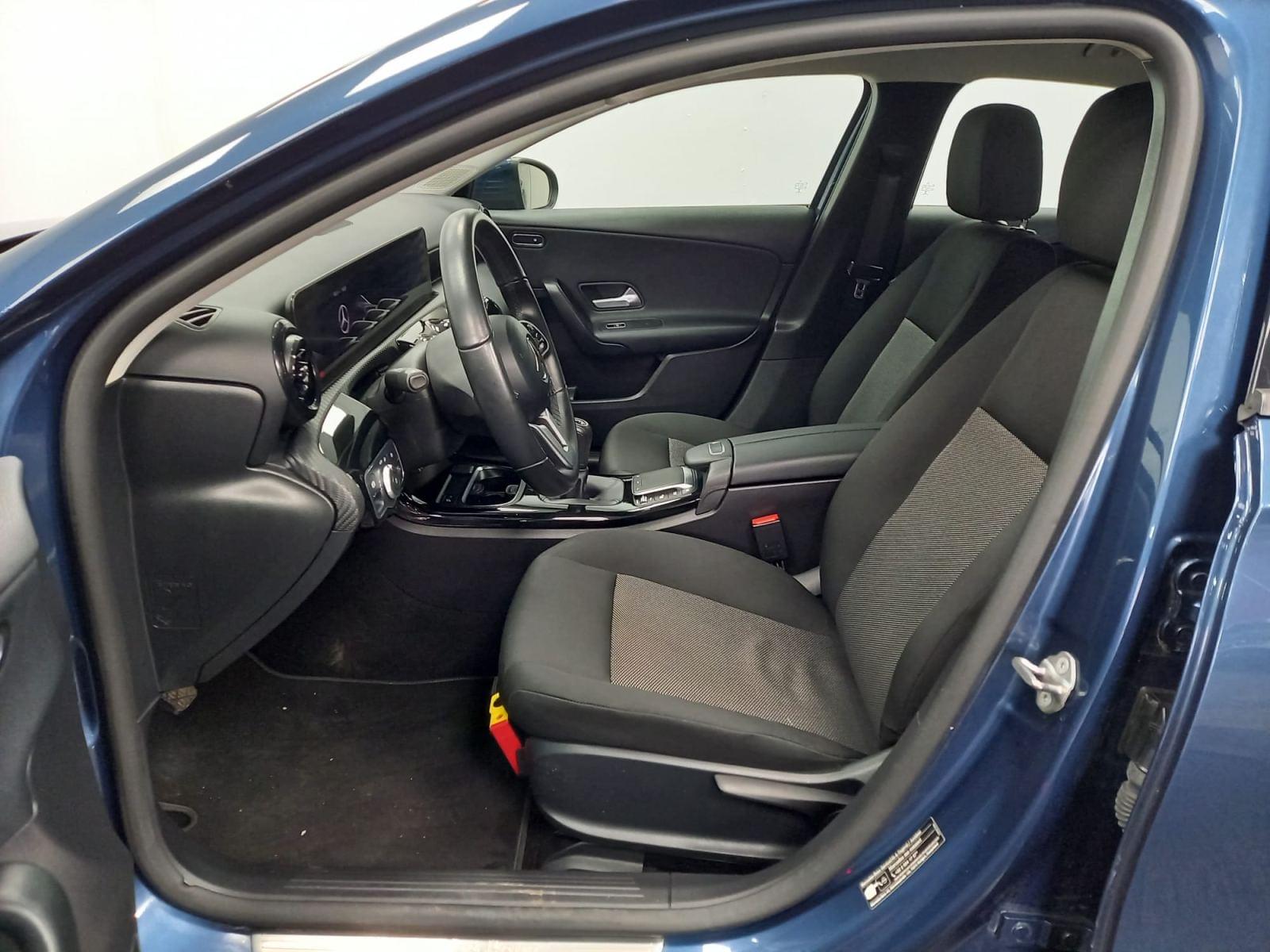 MERCEDES CLASE A 1.3 A 180 BUSINESS SOLUTION ESSENTIAL 38