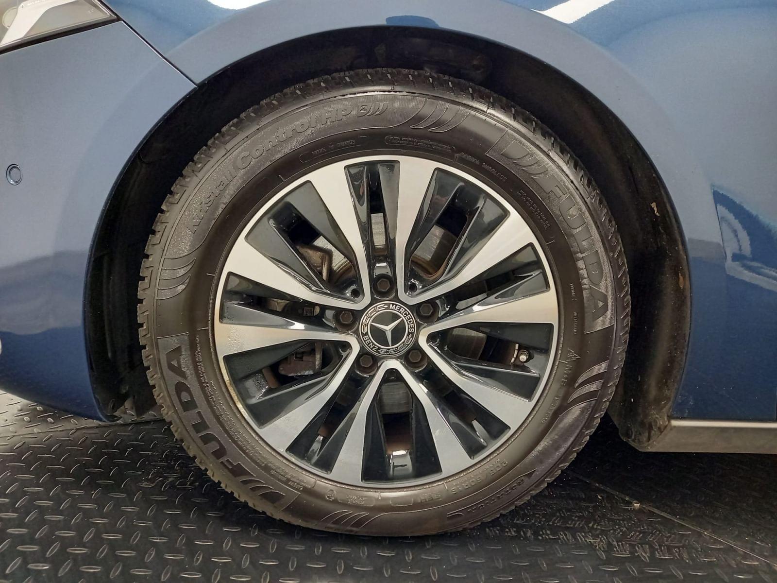 MERCEDES CLASE A 1.3 A 180 BUSINESS SOLUTION ESSENTIAL 42