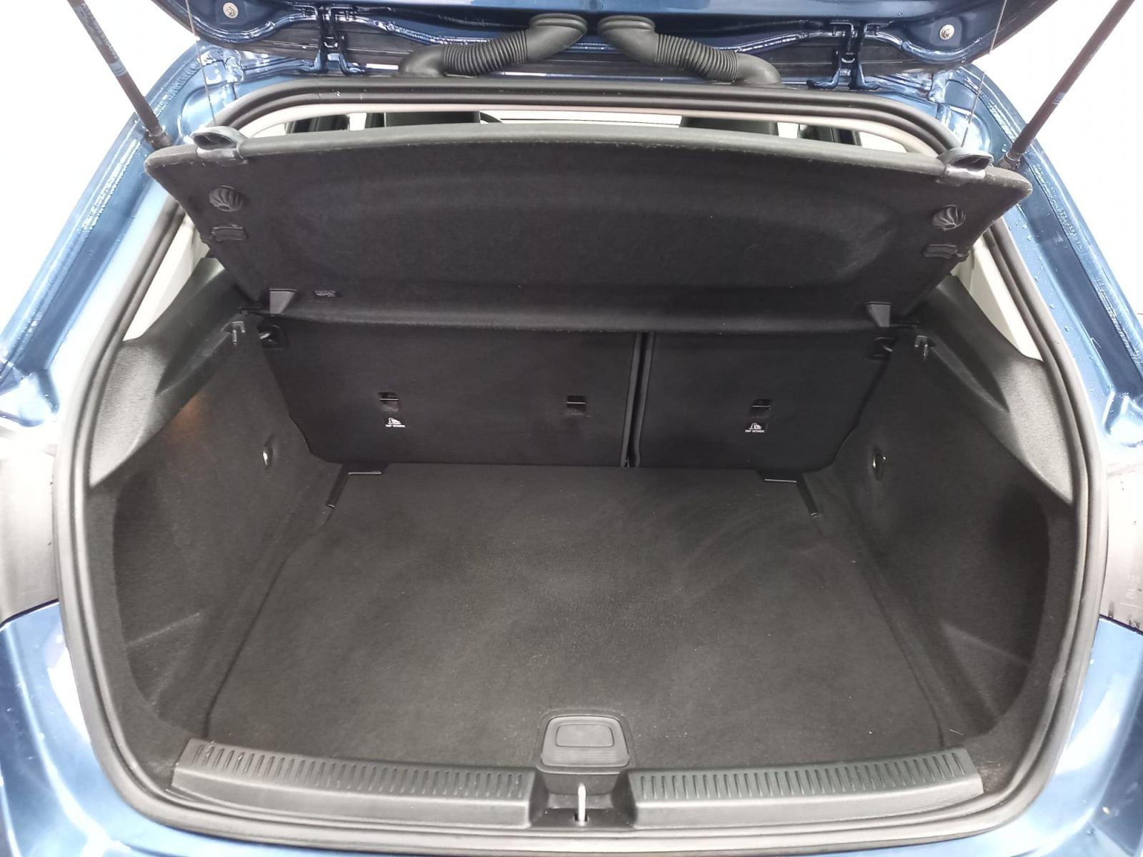 MERCEDES CLASE A 1.3 A 180 BUSINESS SOLUTION ESSENTIAL 43