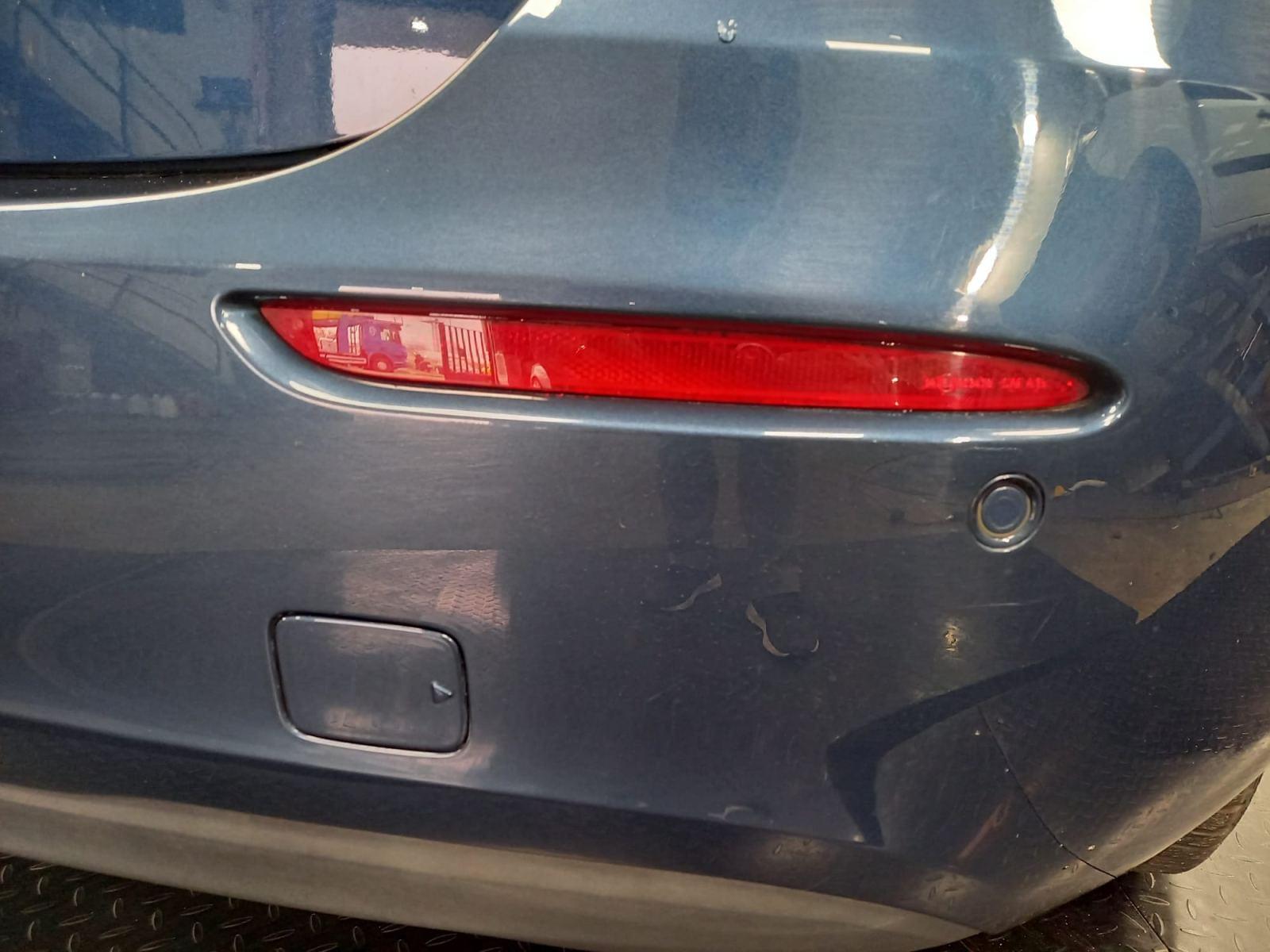 MERCEDES CLASE A 1.3 A 180 BUSINESS SOLUTION ESSENTIAL 46