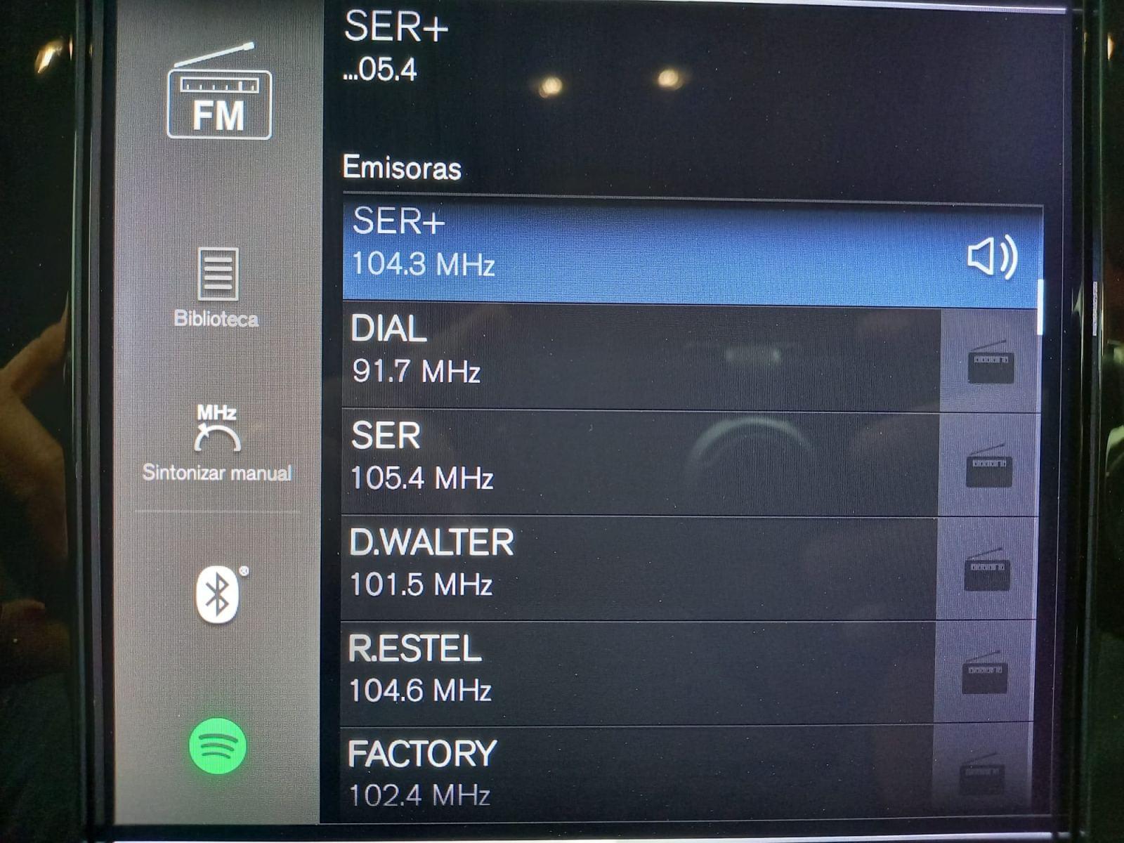 VOLVO V60 2.0 T8 BUSINESS PLUS AUTO 19 