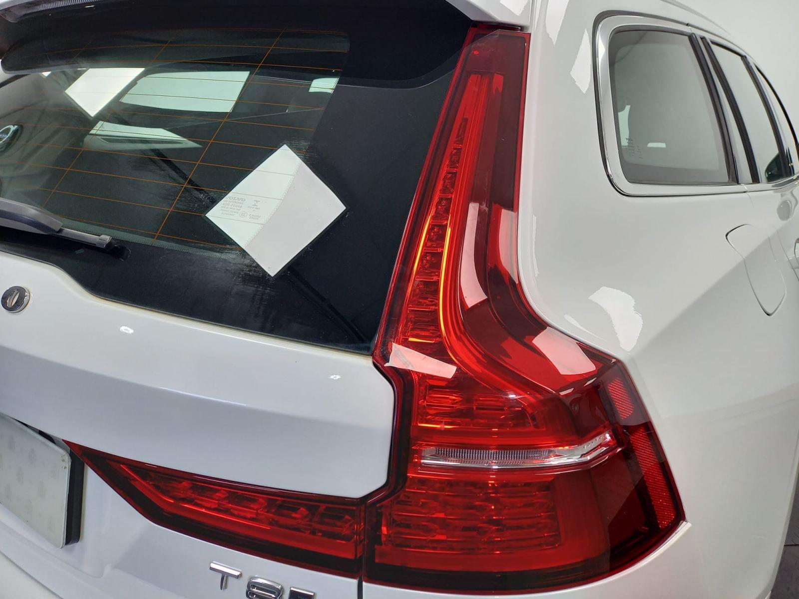 VOLVO V60 2.0 T8 BUSINESS PLUS AUTO 33 