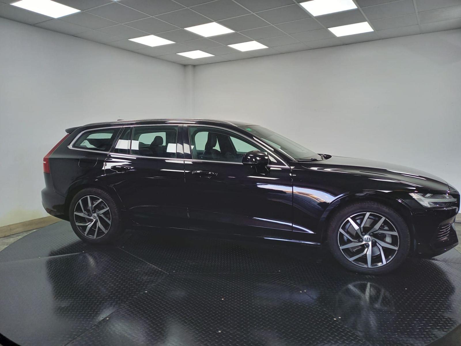 VOLVO V60 2.0 T8 BUSINESS PLUS AUTO 7