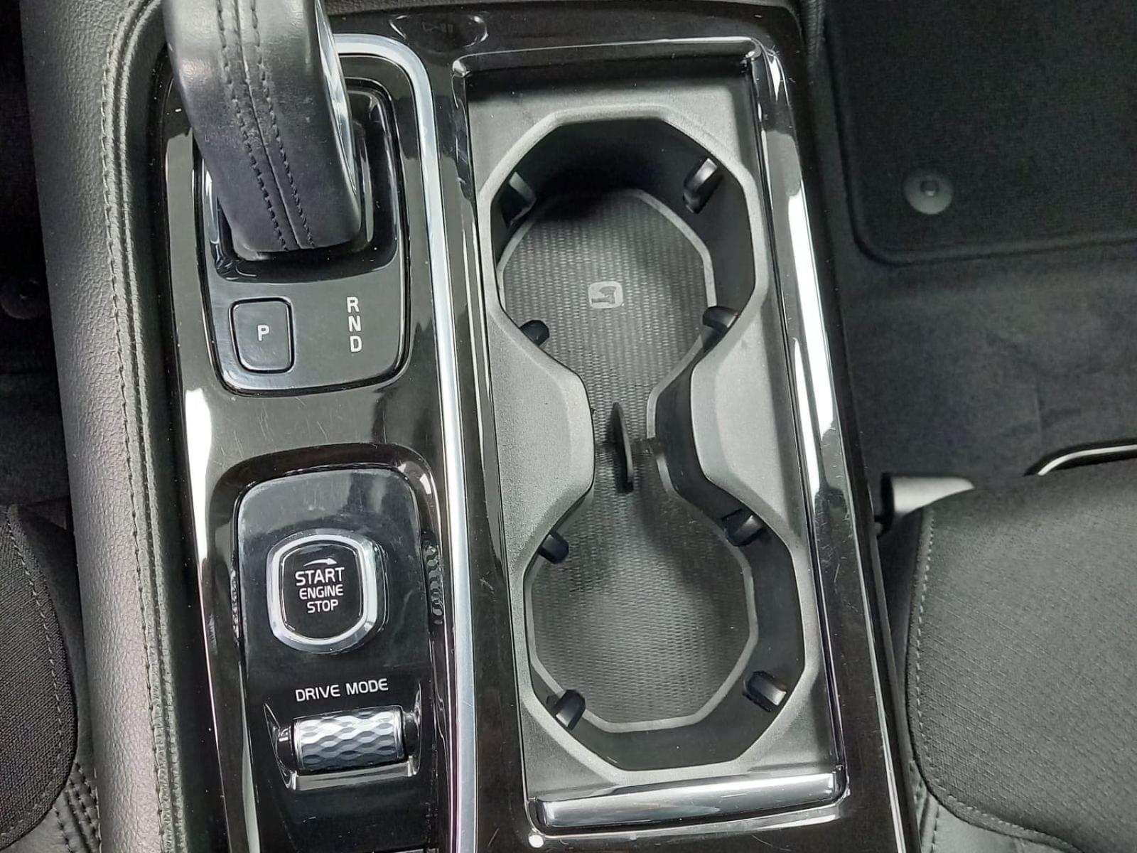 VOLVO V60 2.0 T8 BUSINESS PLUS AUTO 20