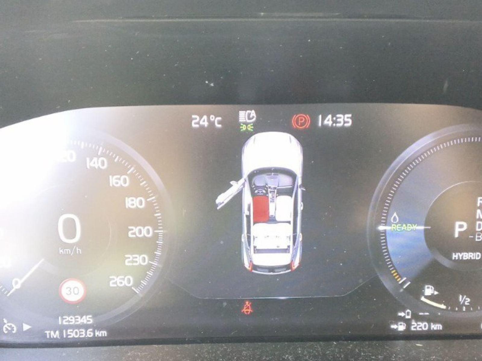 VOLVO XC40 T5 RECHARGE INSCRIPTION EXPRESSION AUT 7