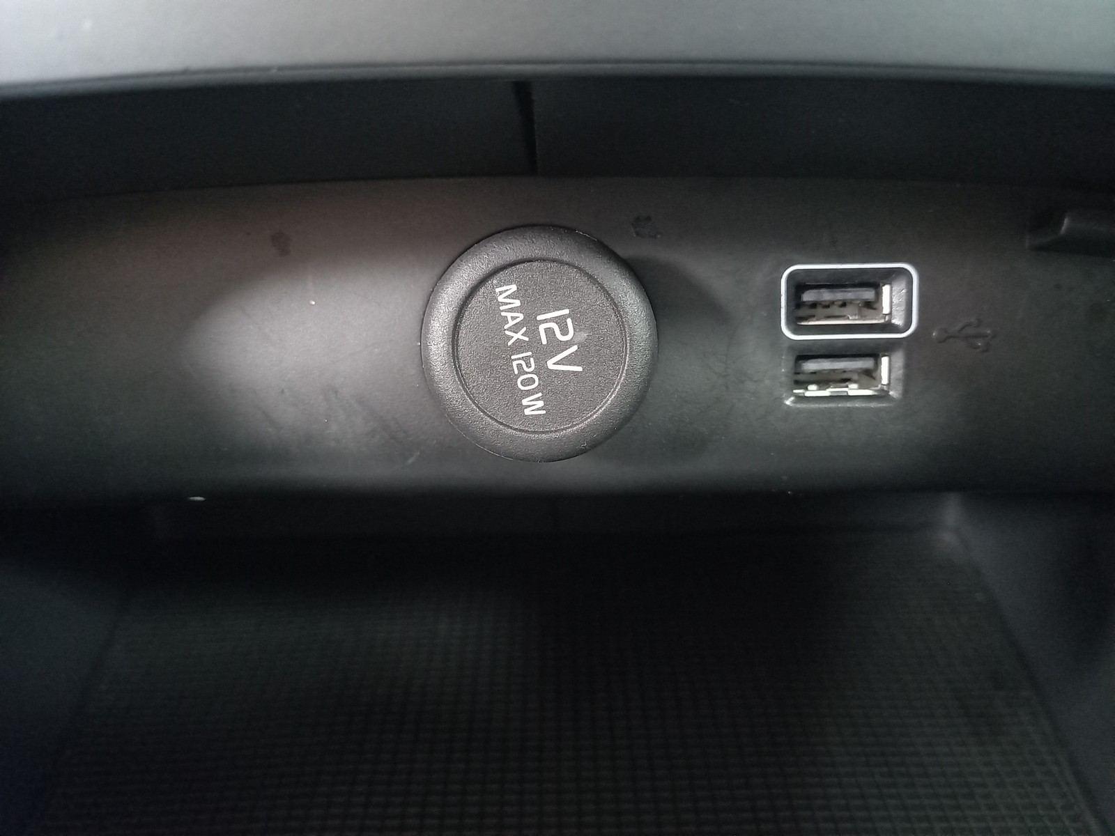 VOLVO XC40 T5 RECHARGE INSCRIPTION EXPRESSION AUT 24 