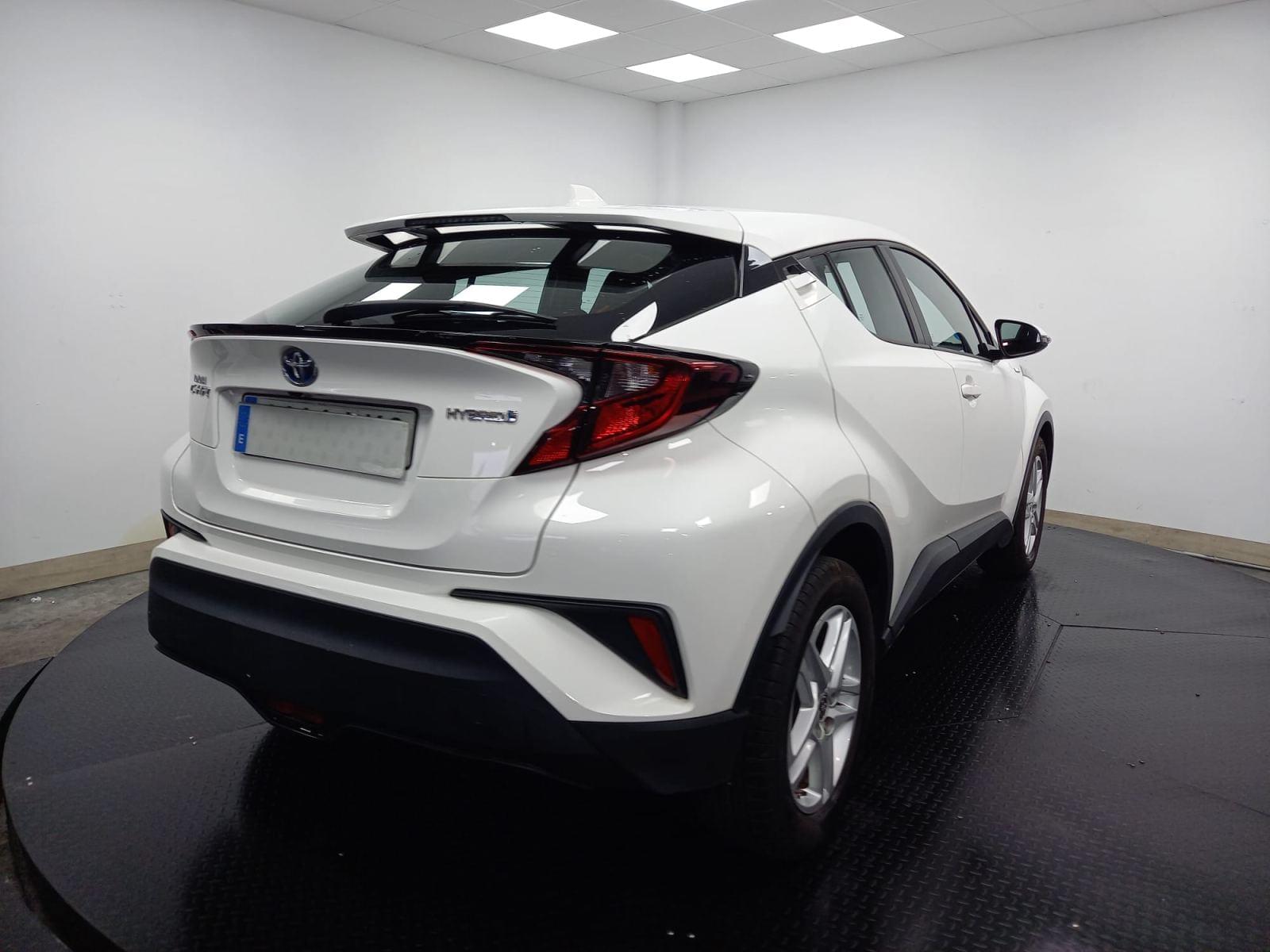 TOYOTA C-HR 1.8 125H Active 4
