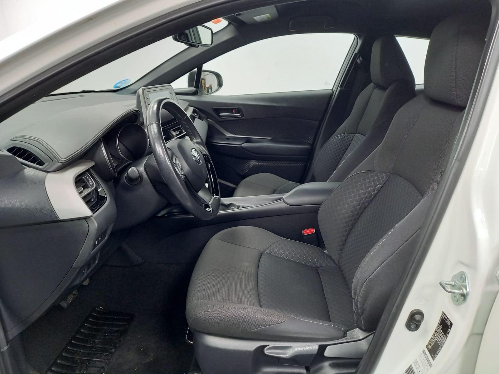 TOYOTA C-HR 1.8 125H Active 8