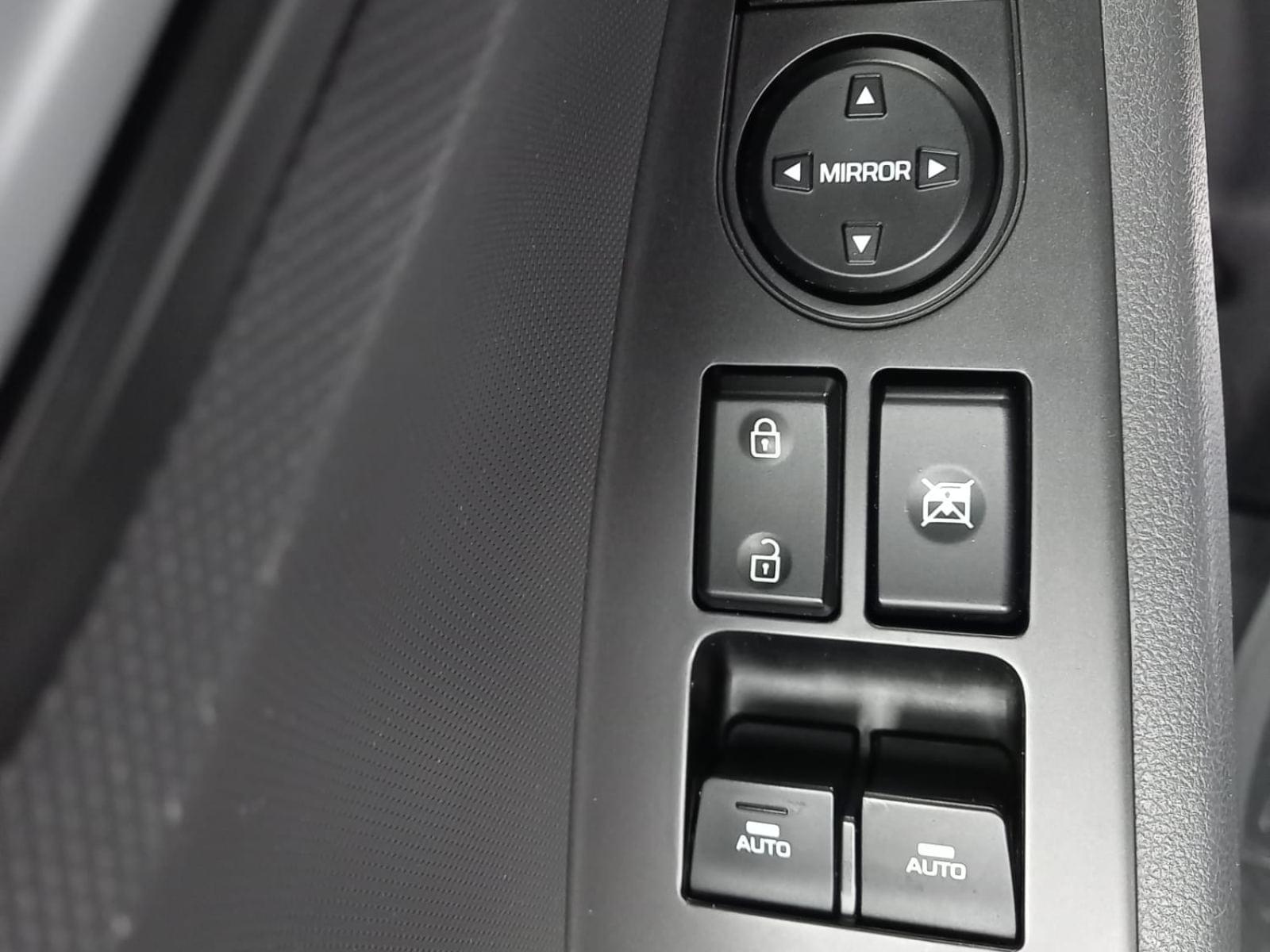 HYUNDAI IONIQ 1.6 GDI HEV TECNO DCT 28