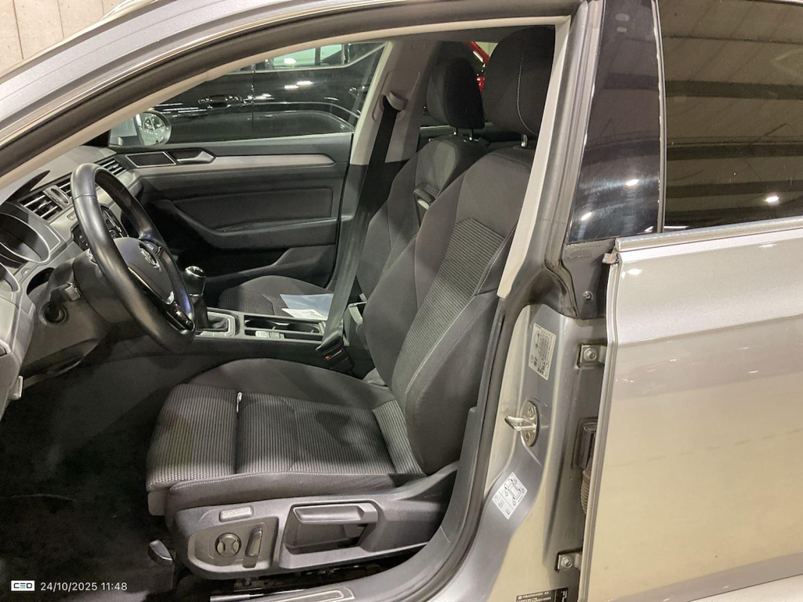 VOLKSWAGEN ARTEON 2.0 TDi SCR (EU6.2) 10