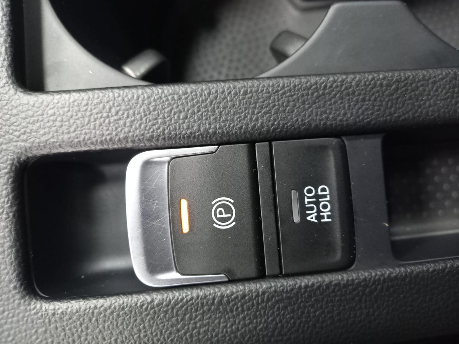 VOLKSWAGEN ARTEON 2.0 TDi SCR (EU6.2) 25