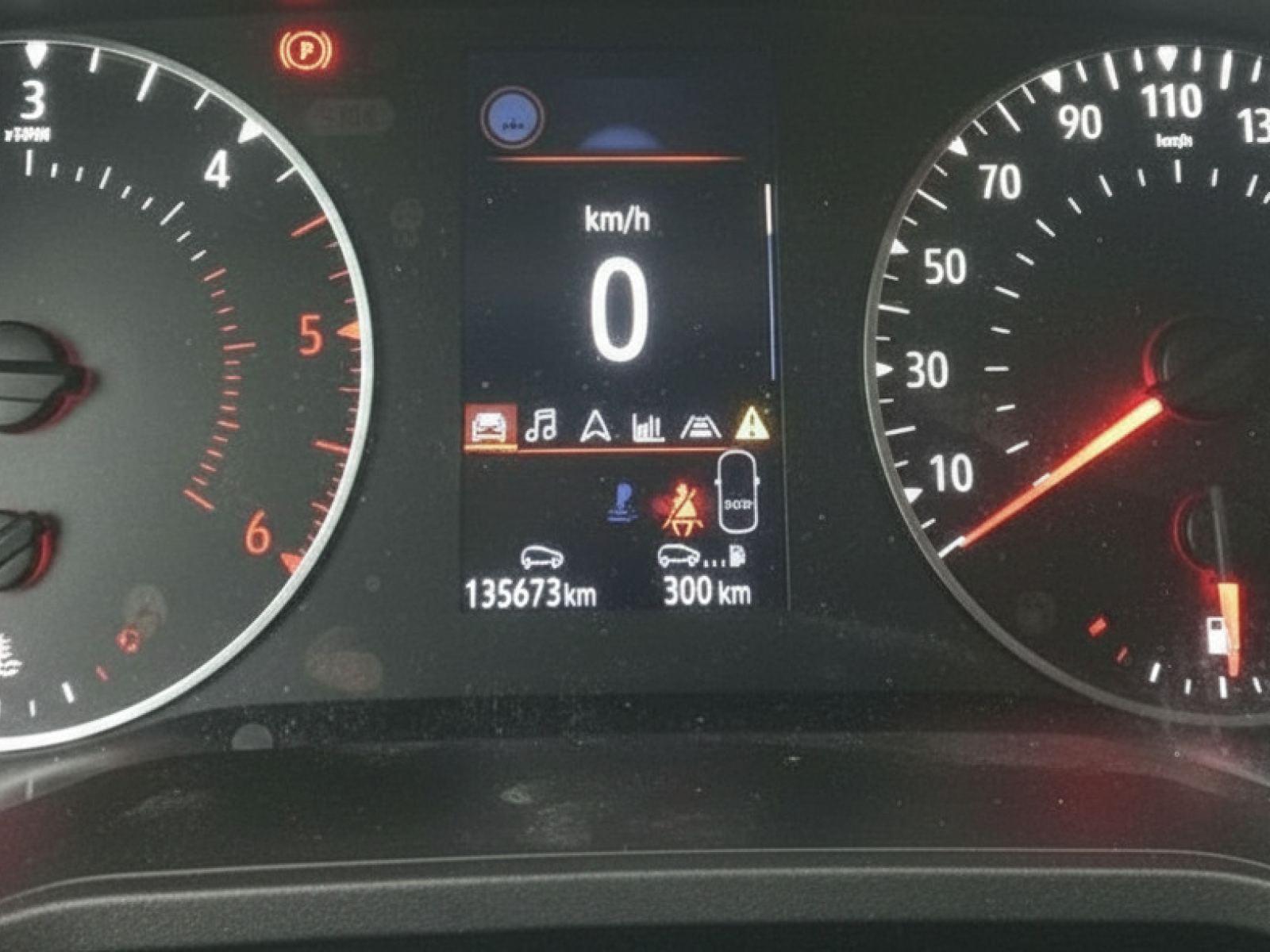 RENAULT CLIO 1.5 Blue dCi 85ch Business 6 VEL 3 