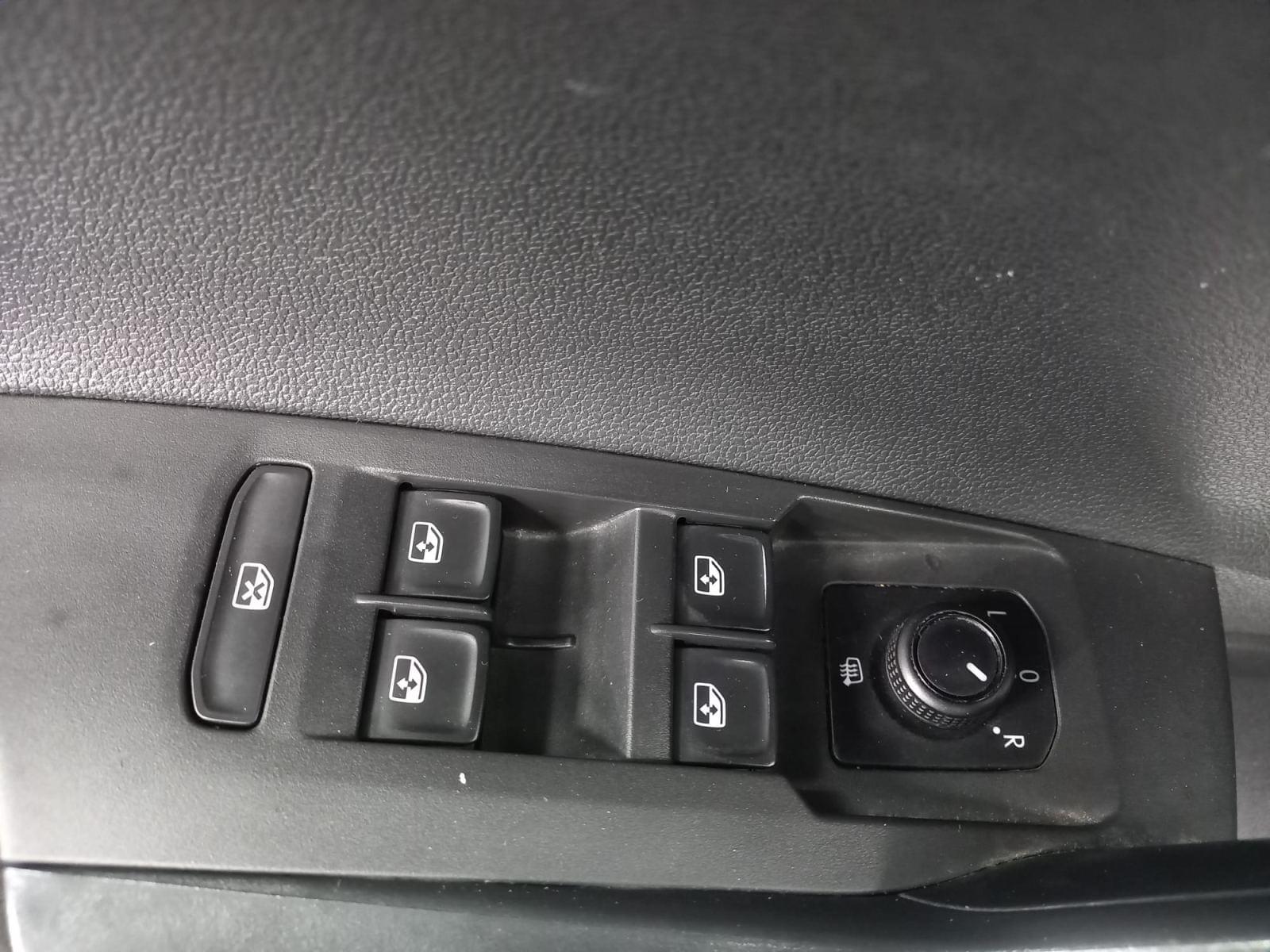 VOLKSWAGEN POLO ADVANCE 1.0 TSI 70KW (95CV) 21 