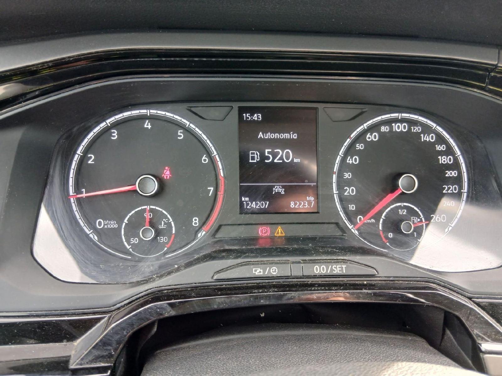 VOLKSWAGEN POLO ADVANCE 1.0 TSI 70KW (95CV) 4