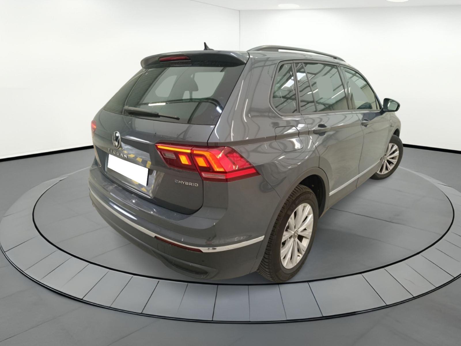VOLKSWAGEN TIGUAN 1.4 eHybrid 245ch Life Business DSG6 4 