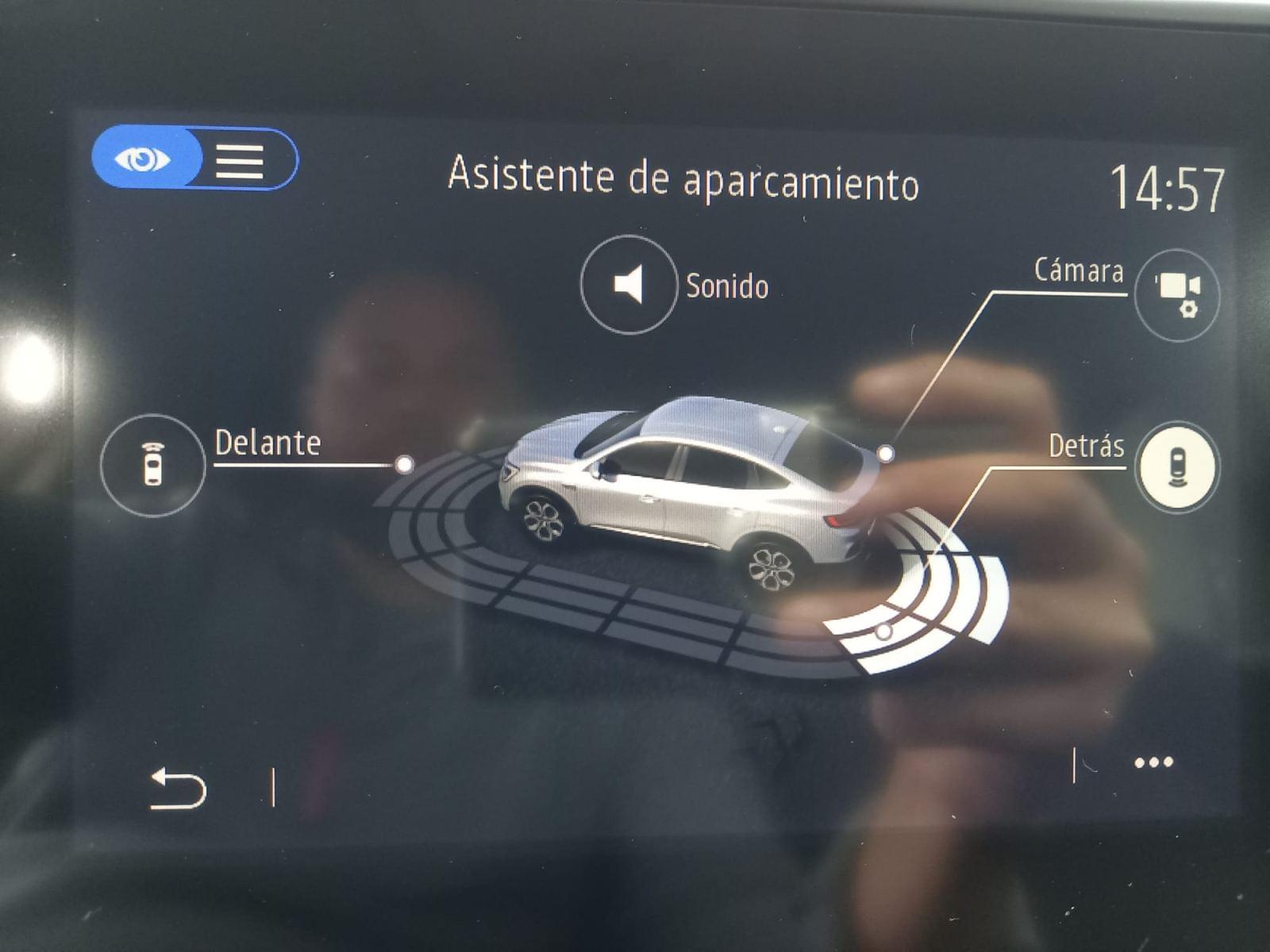 RENAULT ARKANA 1.6 E-Tech 145ch Business 9