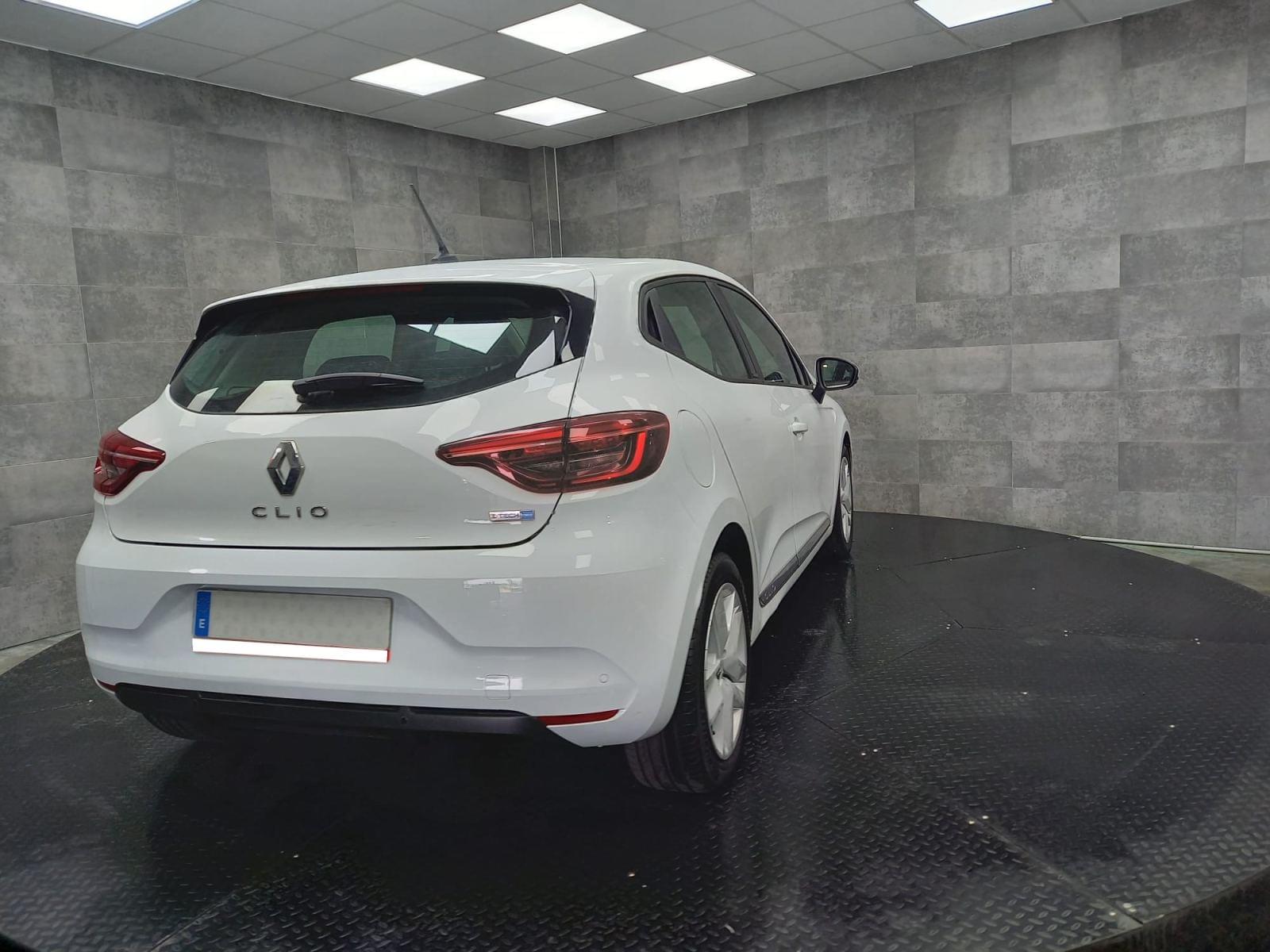 RENAULT CLIO 1.6 E-Tech 140ch Business 5