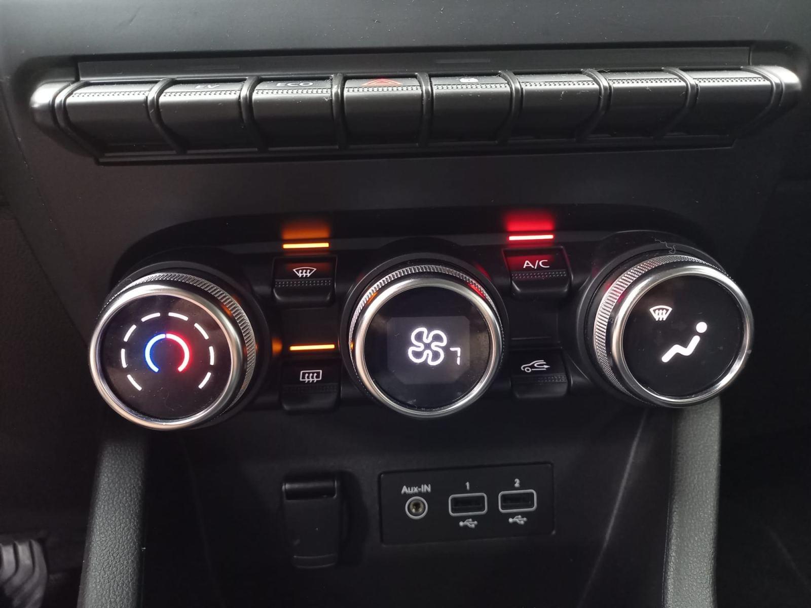 RENAULT CLIO 1.6 E-Tech 140ch Business 24