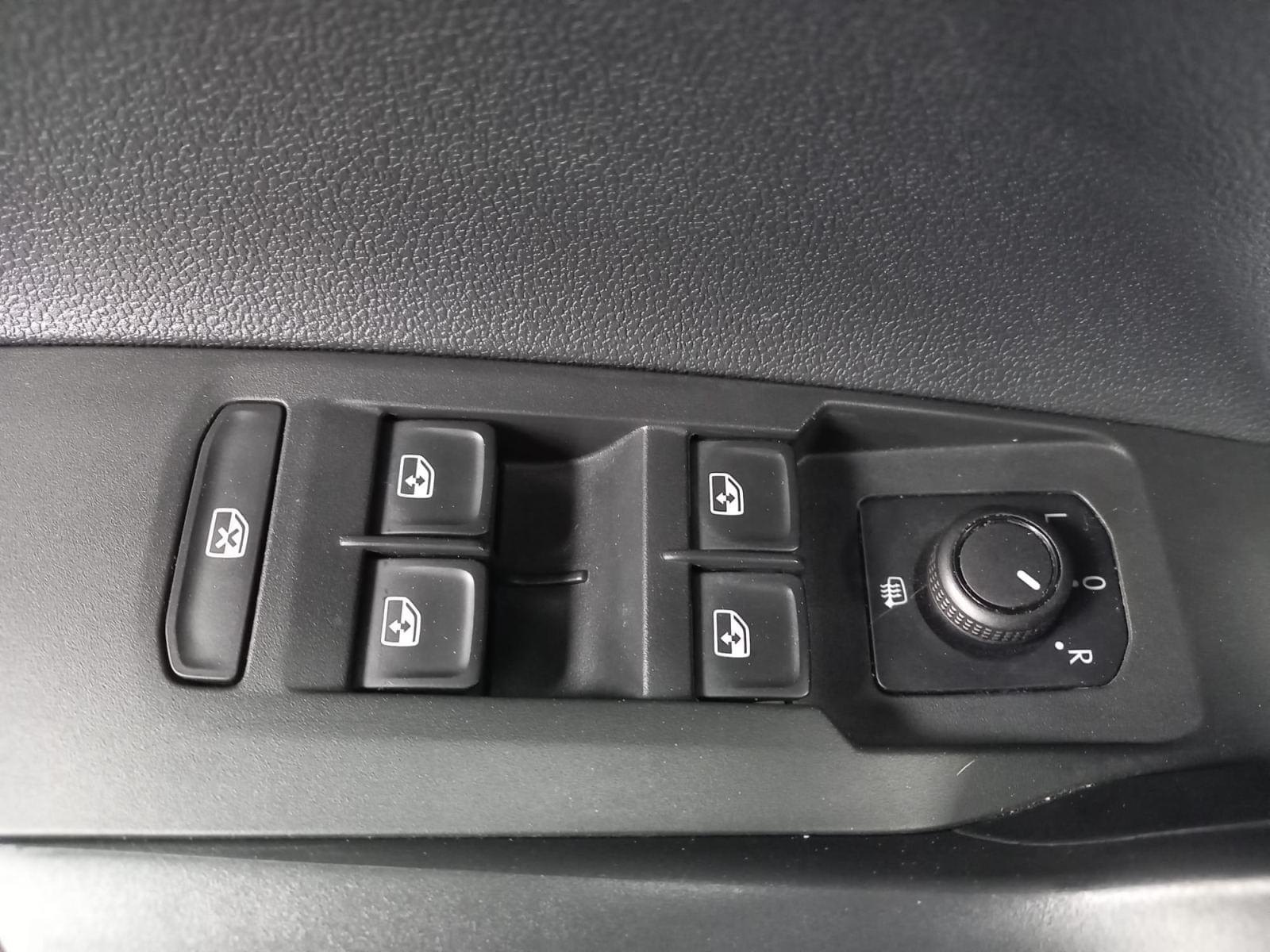 VOLKSWAGEN POLO ADVANCE 1.0 TSI 70KW (95CV) 22 