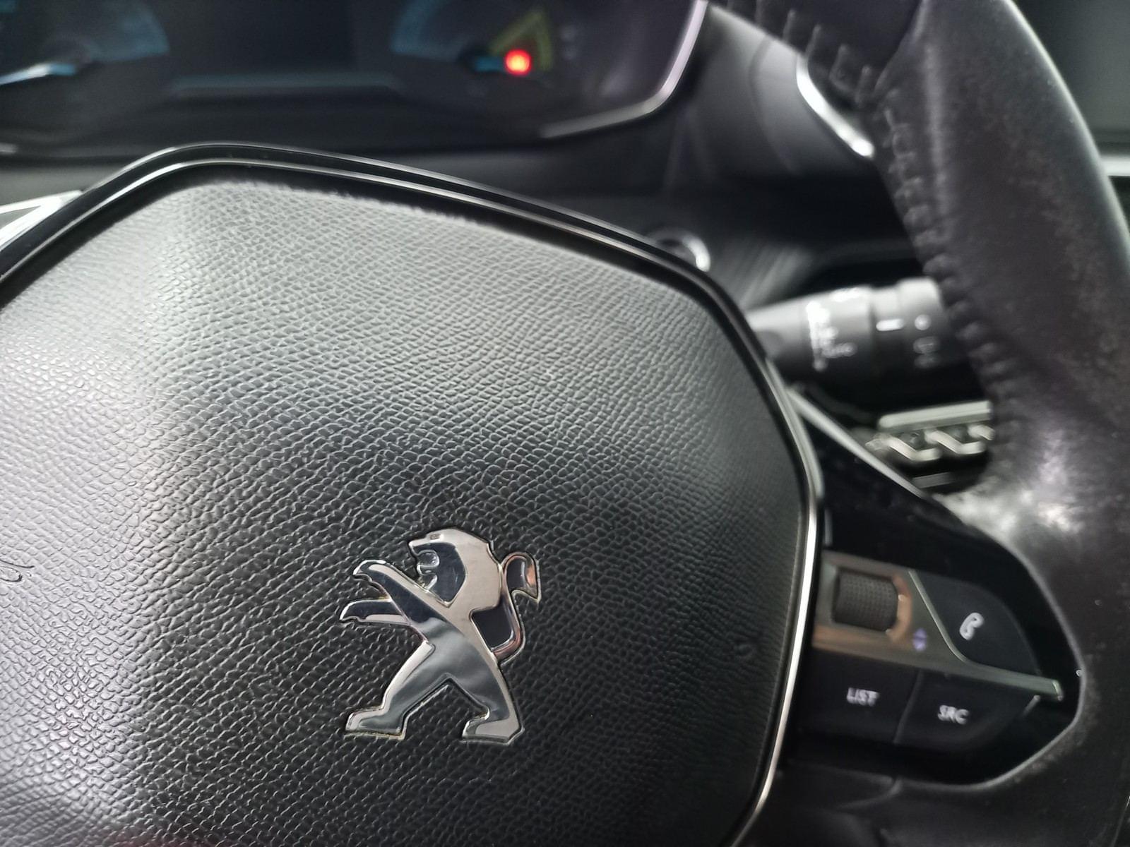 PEUGEOT 208 (E-) ACTIVE 50KWH 11 