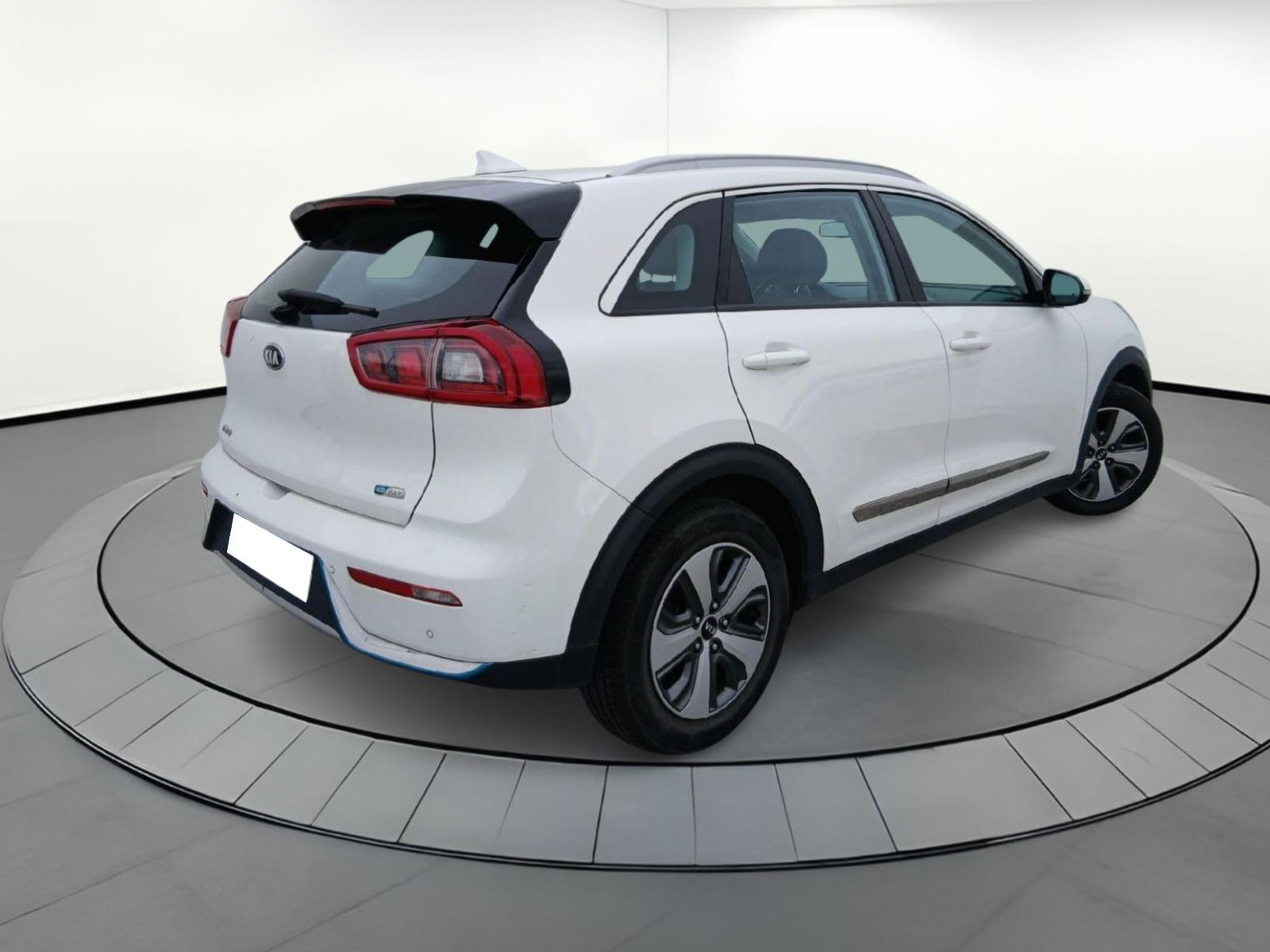 KIA NIRO 1.6 GDI PHEV 104KW DRIVE 2