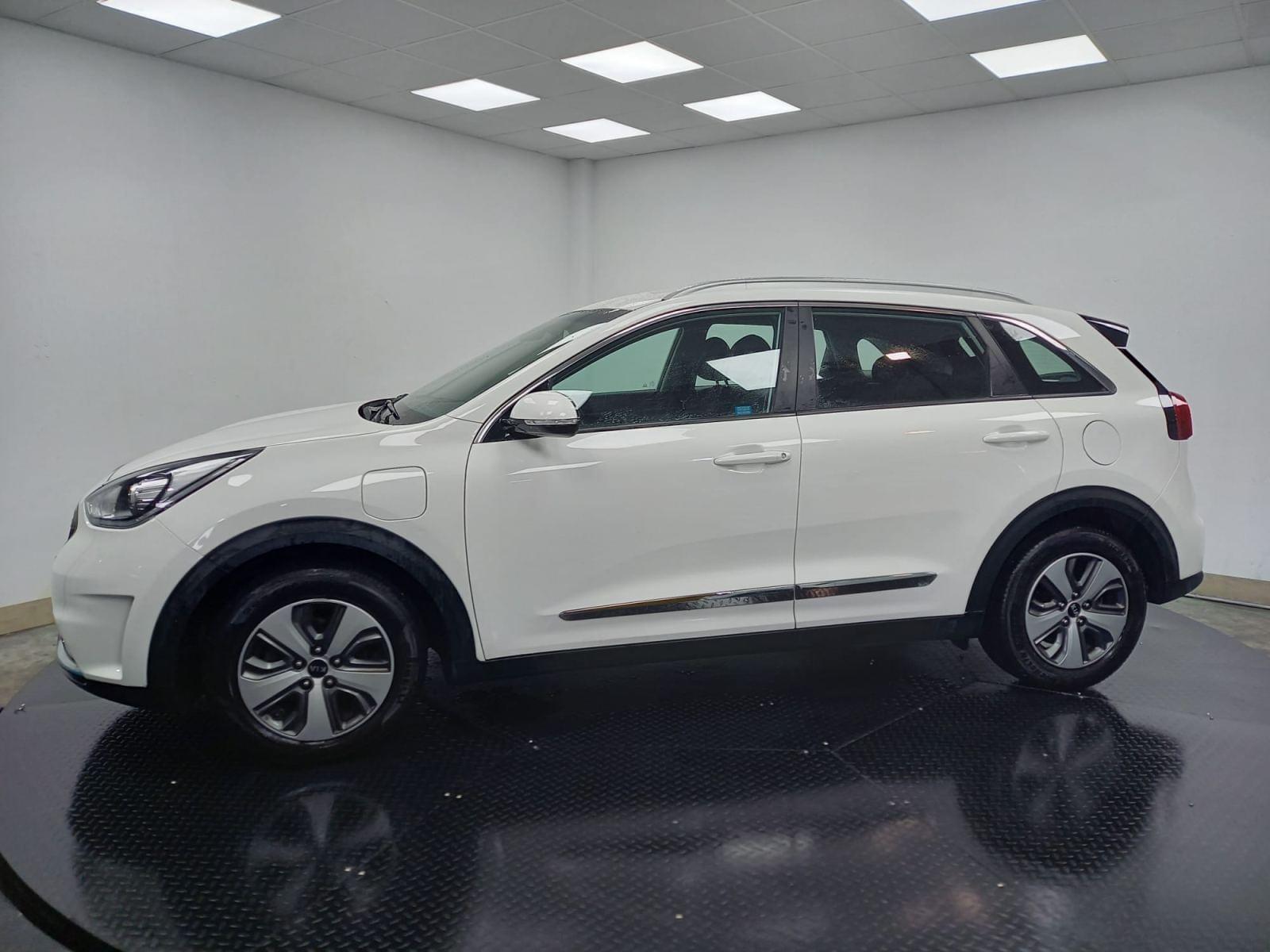 KIA NIRO 1.6 GDI PHEV 104KW DRIVE 3 