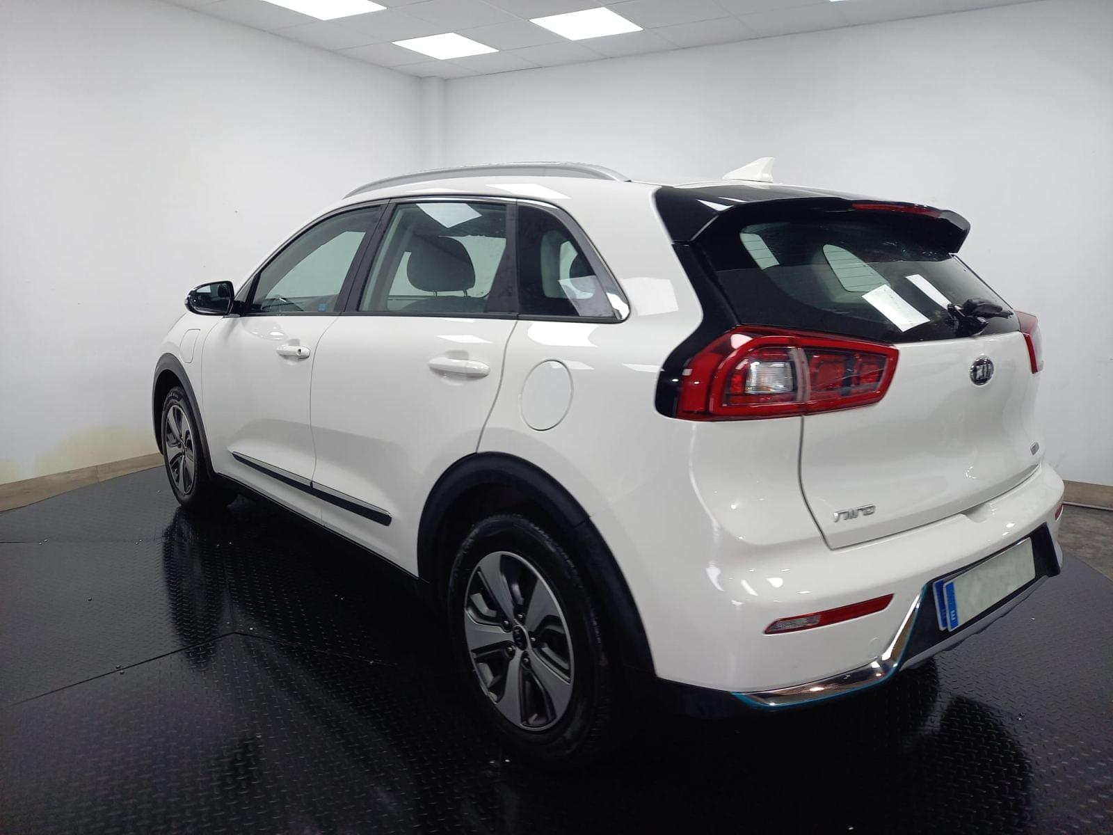 KIA NIRO 1.6 GDI PHEV 104KW DRIVE 6 