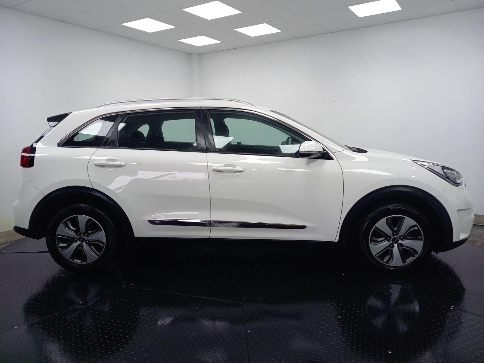 KIA NIRO 1.6 GDI PHEV 104KW DRIVE 7 