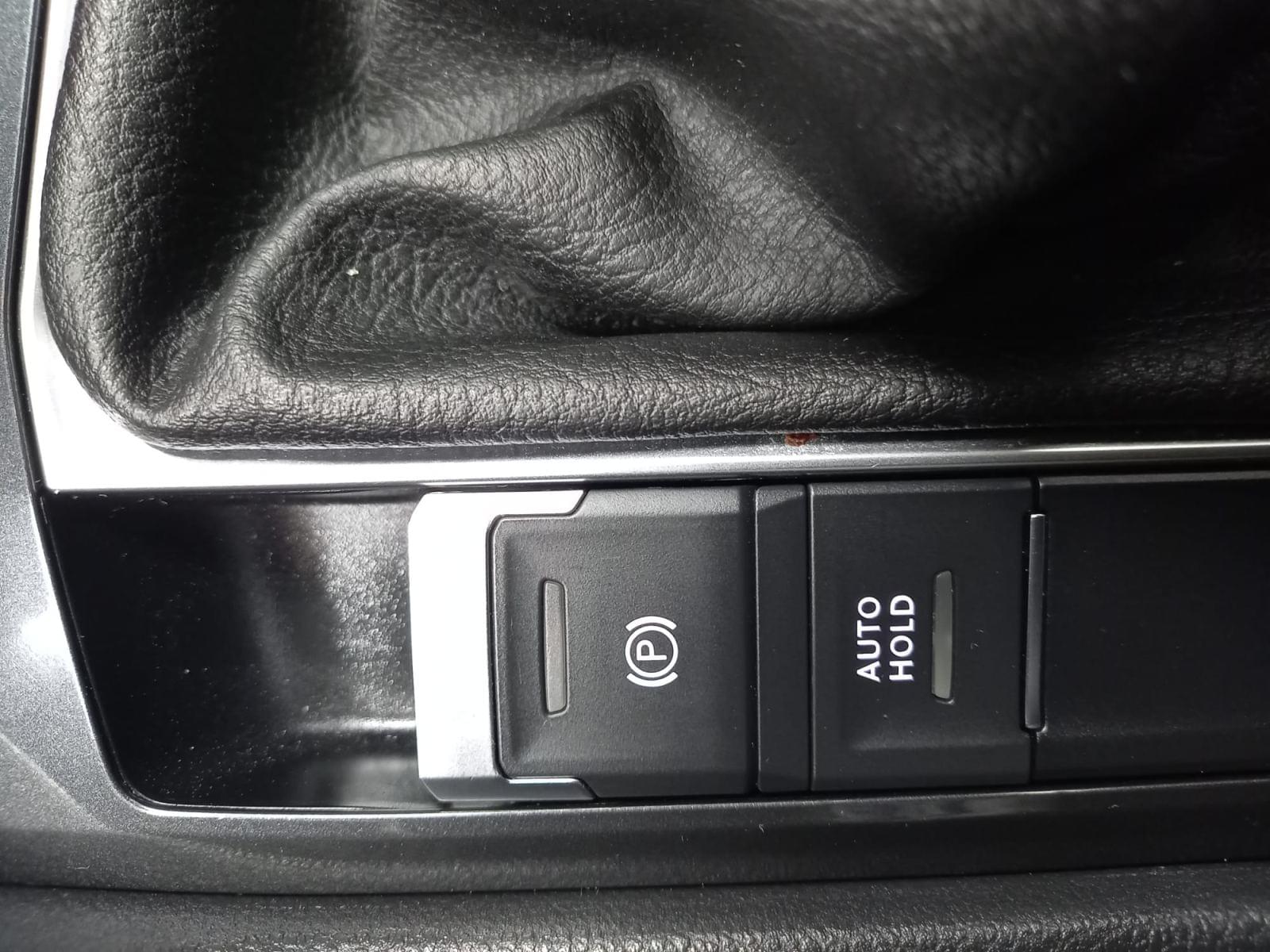 VOLKSWAGEN TIGUAN Edition 2.0 TDI 110kW (150CV) 13 