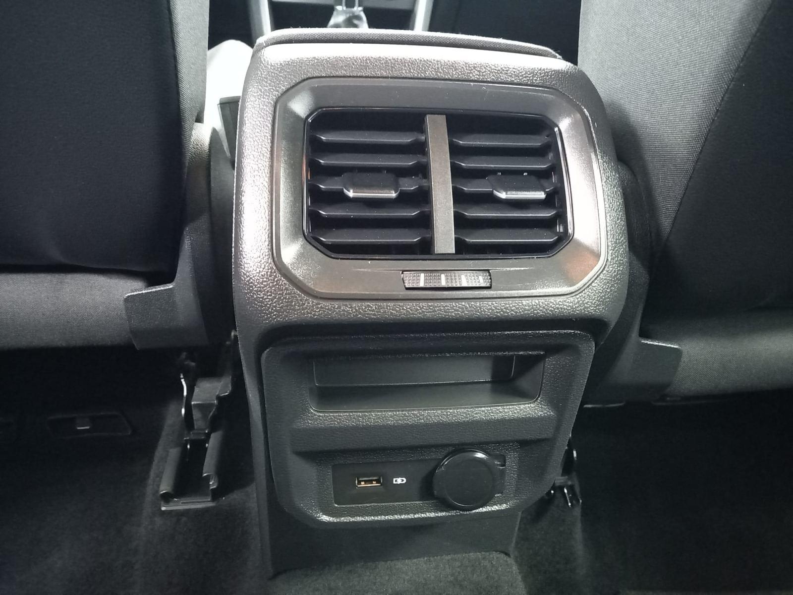 VOLKSWAGEN TIGUAN Edition 2.0 TDI 110kW (150CV) 21 