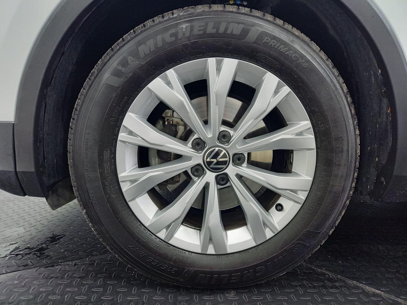 VOLKSWAGEN TIGUAN Edition 2.0 TDI 110kW (150CV) 32 