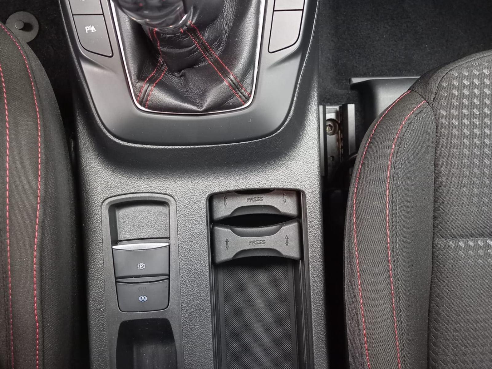 FORD FOCUS 1.0 Ecoboost MHEV 92kW ST-Line Style SIP 12 