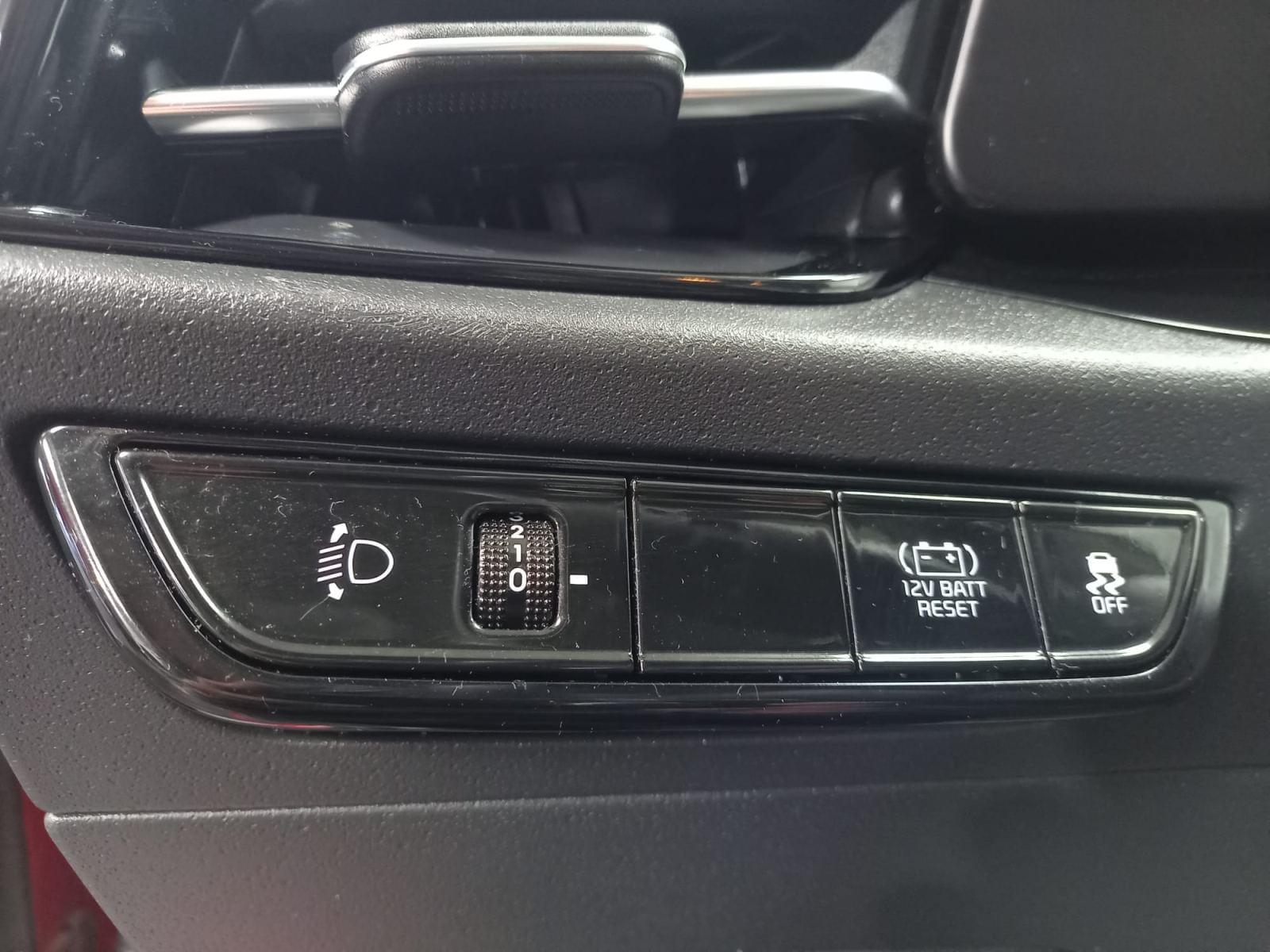 KIA NIRO 1.6 GDI HEV 104KW (141CV) CONCEPT 24 