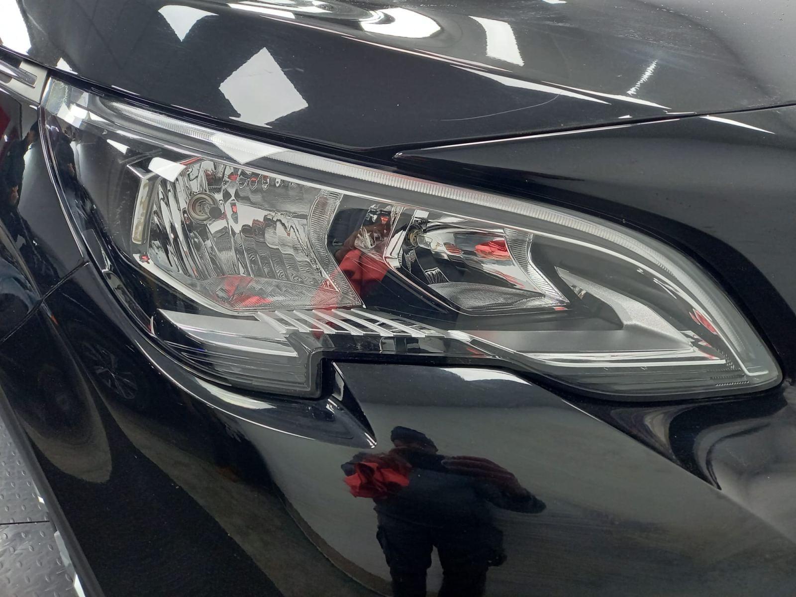 PEUGEOT 5008 1.5 BlueHDi 130ch S&S Active 5 plazas 32 