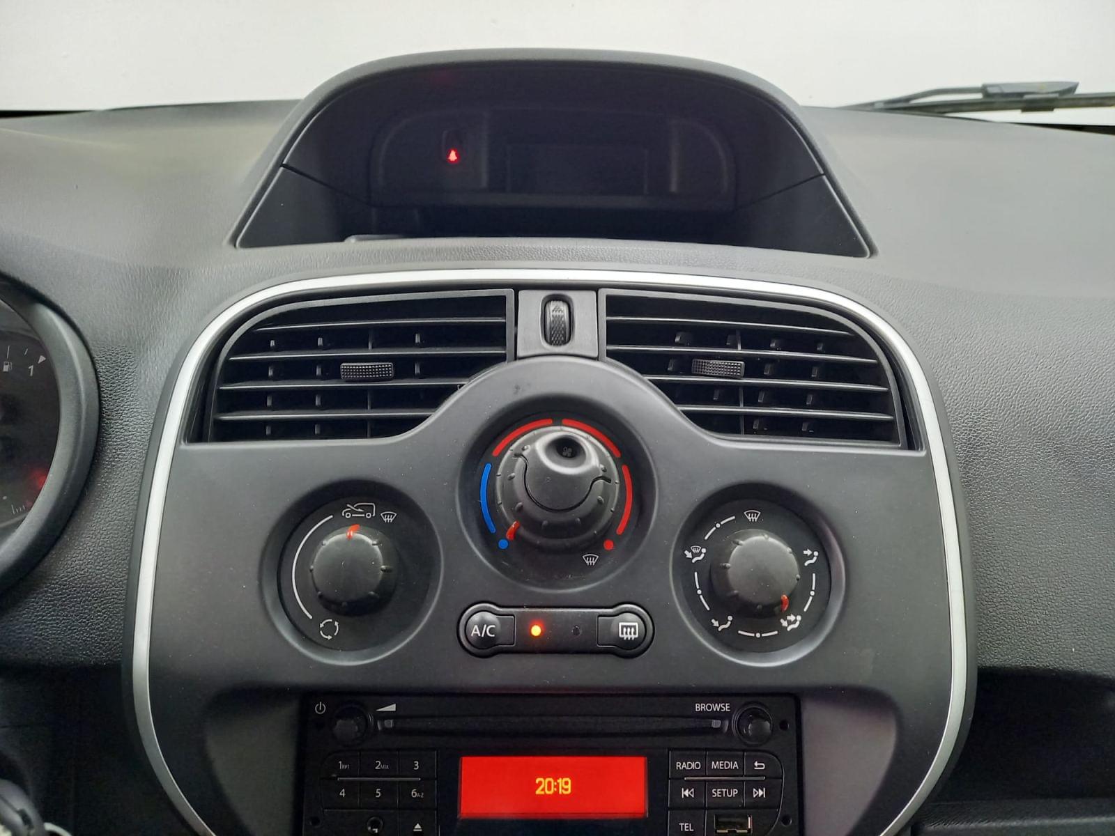 RENAULT KANGOO FURGON MAXI 2p Blue dCi 70 kW (95CV) 18