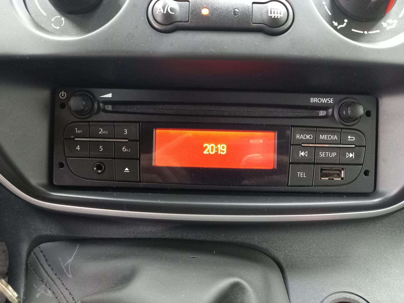 RENAULT KANGOO FURGON MAXI 2p Blue dCi 70 kW (95CV) 19