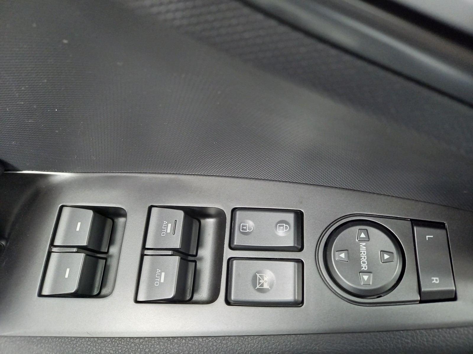 HYUNDAI IONIQ 1.6 GDI HEV Klass DCT 10 