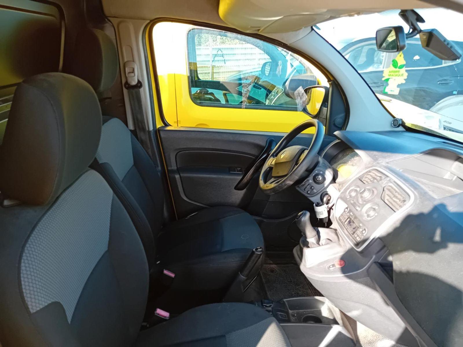 RENAULT KANGOO FURGON MAXI Profesional Maxi 2p dCi 66 kW (90 CV) 3