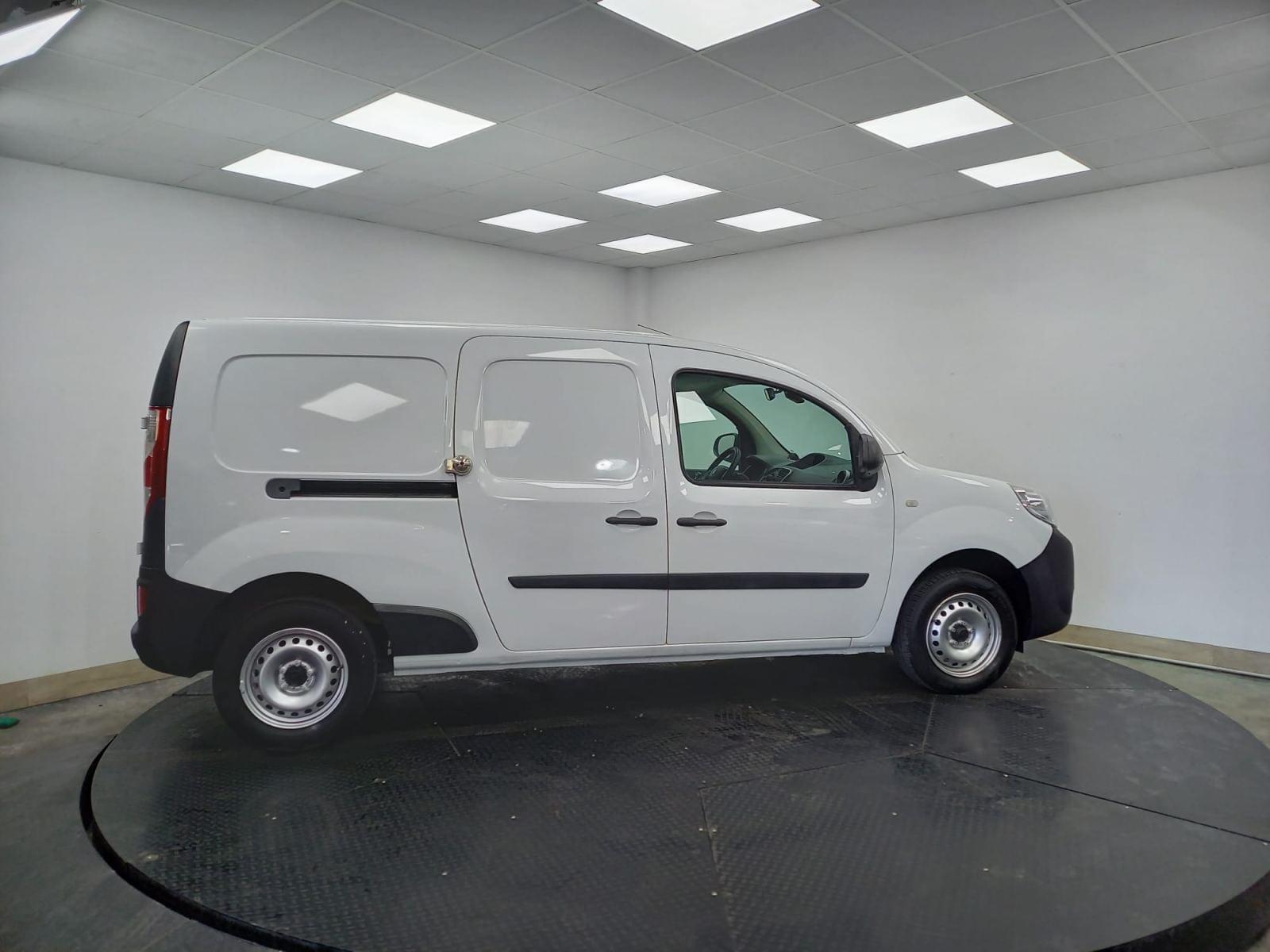 RENAULT KANGOO FURGON MAXI Profesional Maxi 2p dCi 66 kW (90 CV) 3