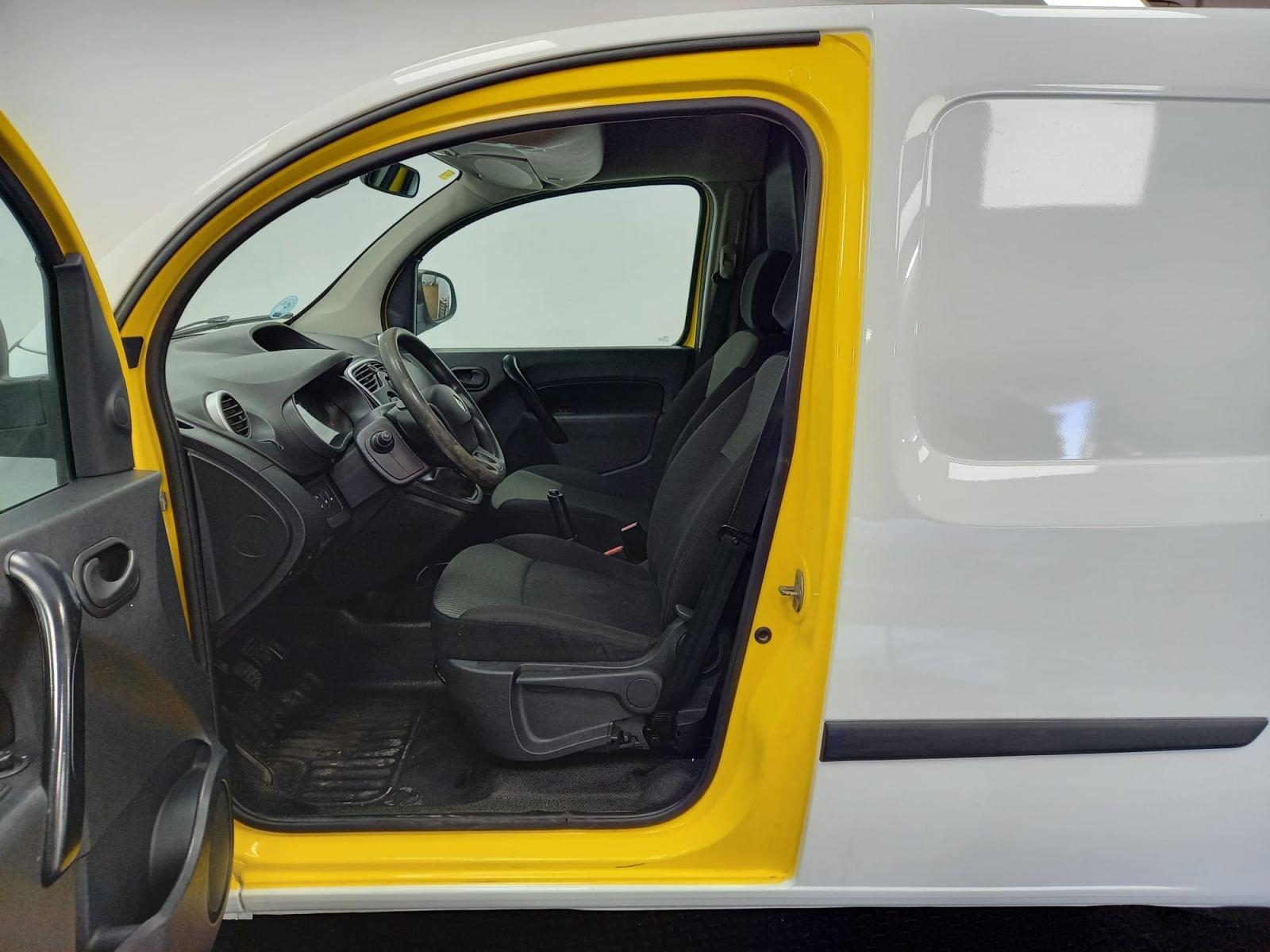 RENAULT KANGOO FURGON MAXI Profesional Maxi 2p dCi 66 kW (90 CV) 19