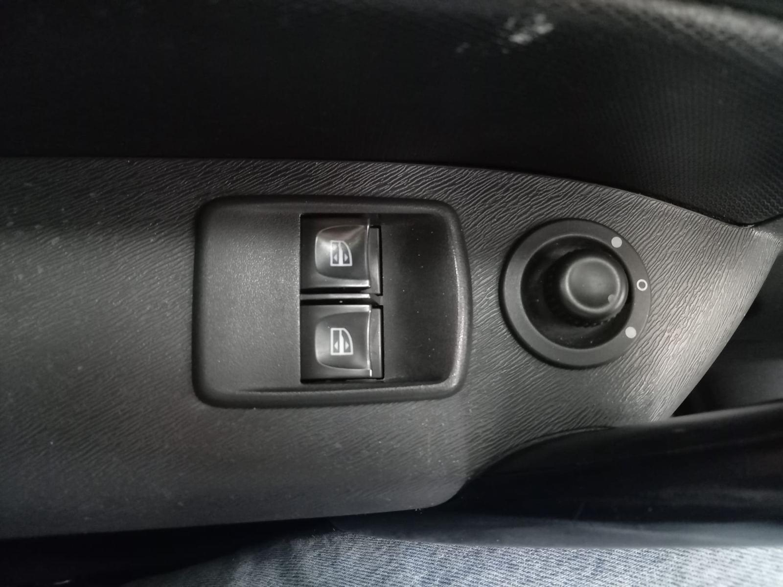 RENAULT KANGOO FURGON MAXI Profesional Maxi 2p dCi 66 kW (90 CV) 20
