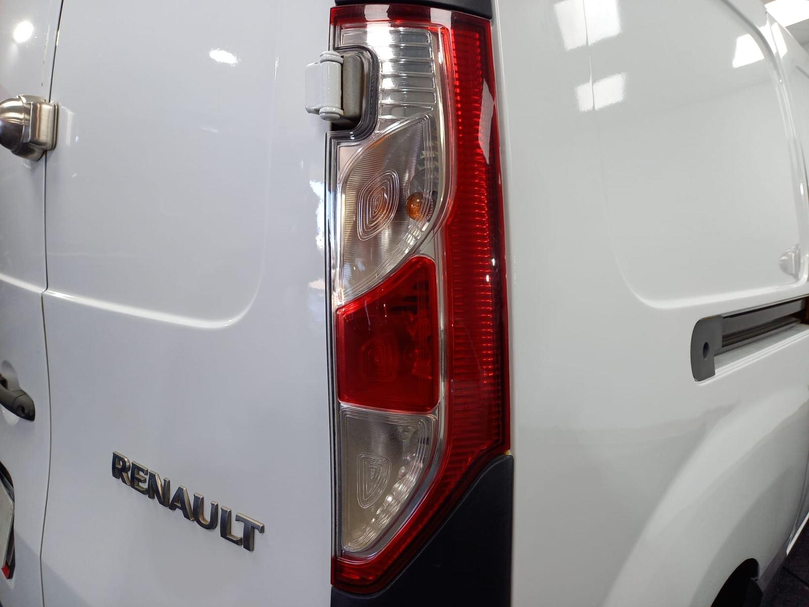 RENAULT KANGOO FURGON MAXI Profesional Maxi 2p dCi 66 kW (90 CV) 26