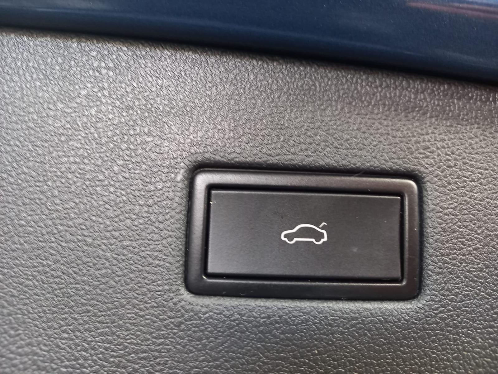 VOLKSWAGEN TIGUAN ALLSPACE Advance 2.0 TDI 150CV 7 plazas 39 