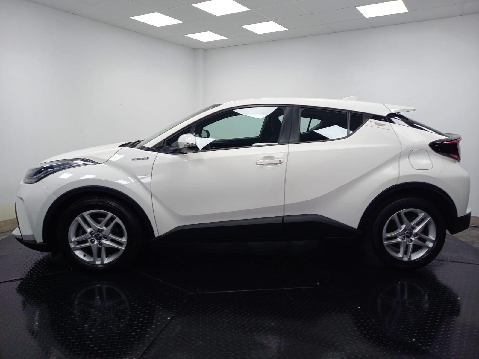 TOYOTA C-HR 1.8 125H Active 3