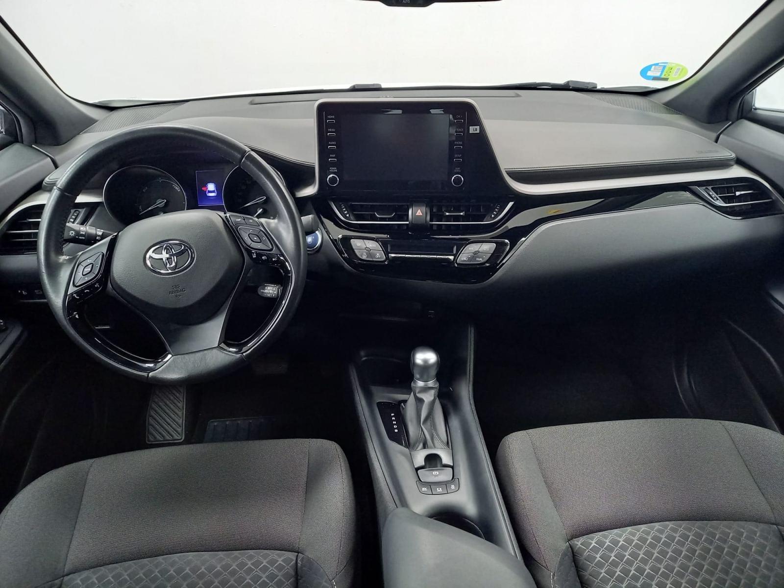 TOYOTA C-HR 1.8 125H Active 8