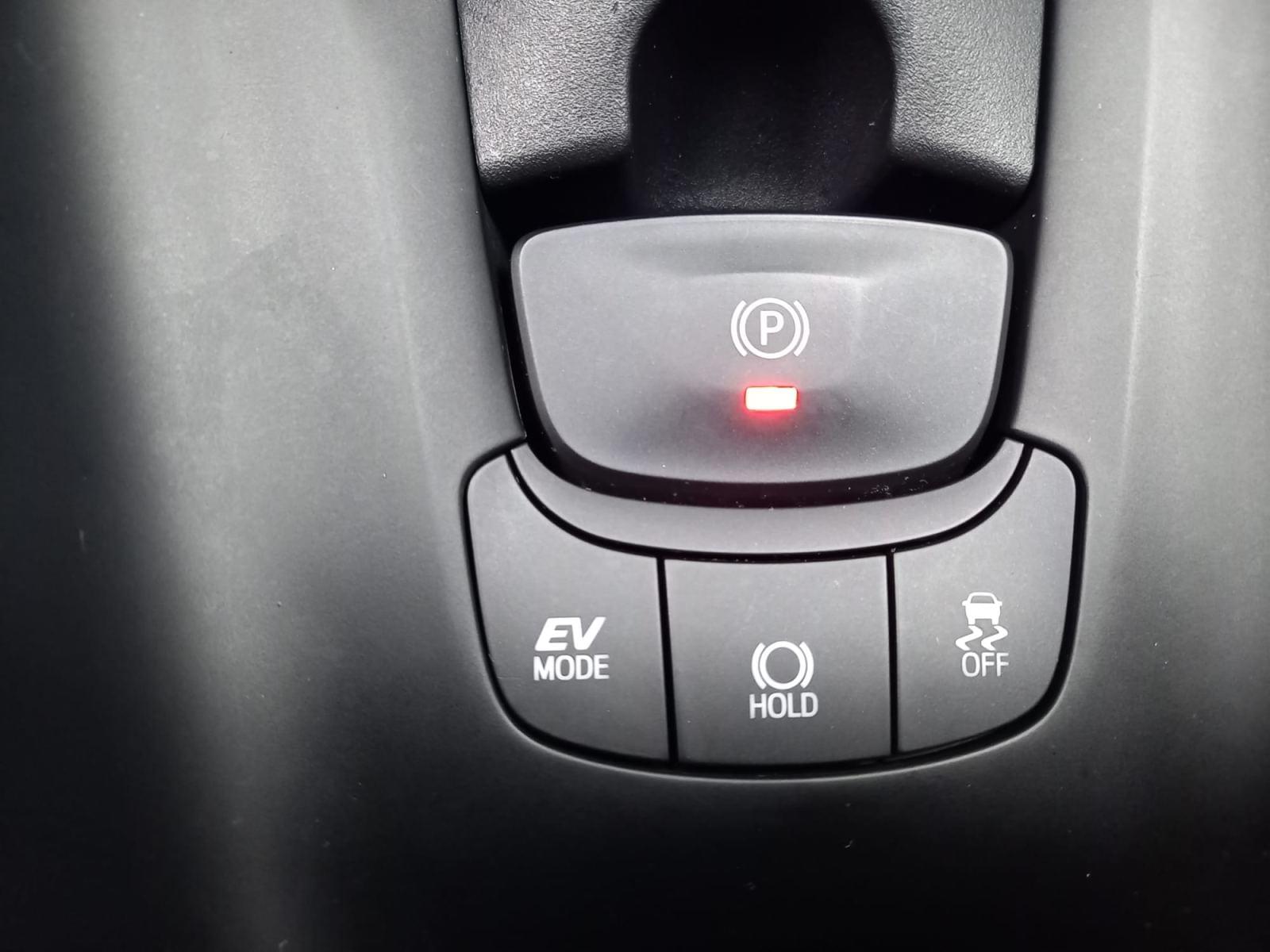 TOYOTA C-HR 1.8 125H Active 12