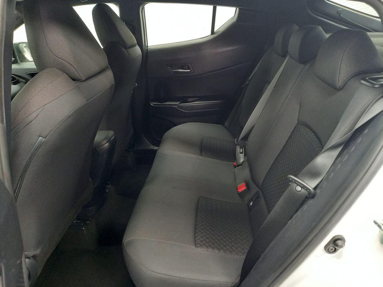 TOYOTA C-HR 1.8 125H Active 23