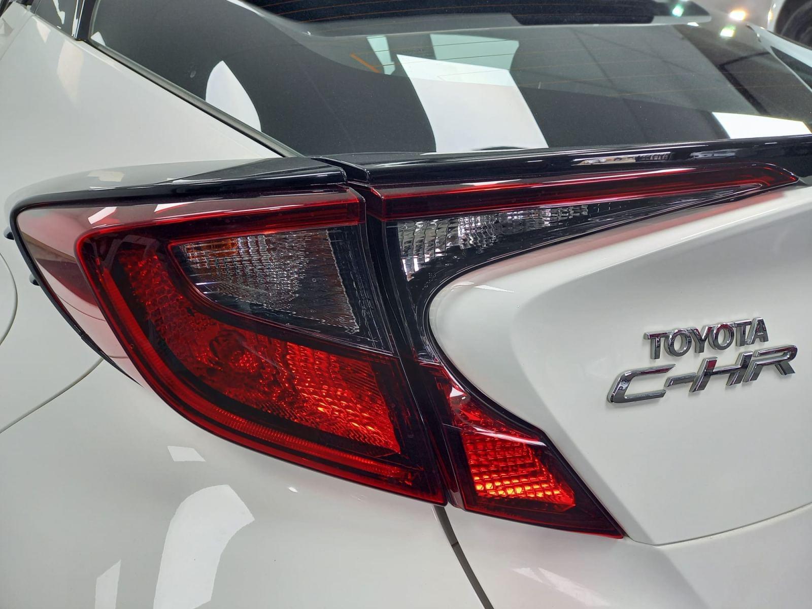 TOYOTA C-HR 1.8 125H Active 32