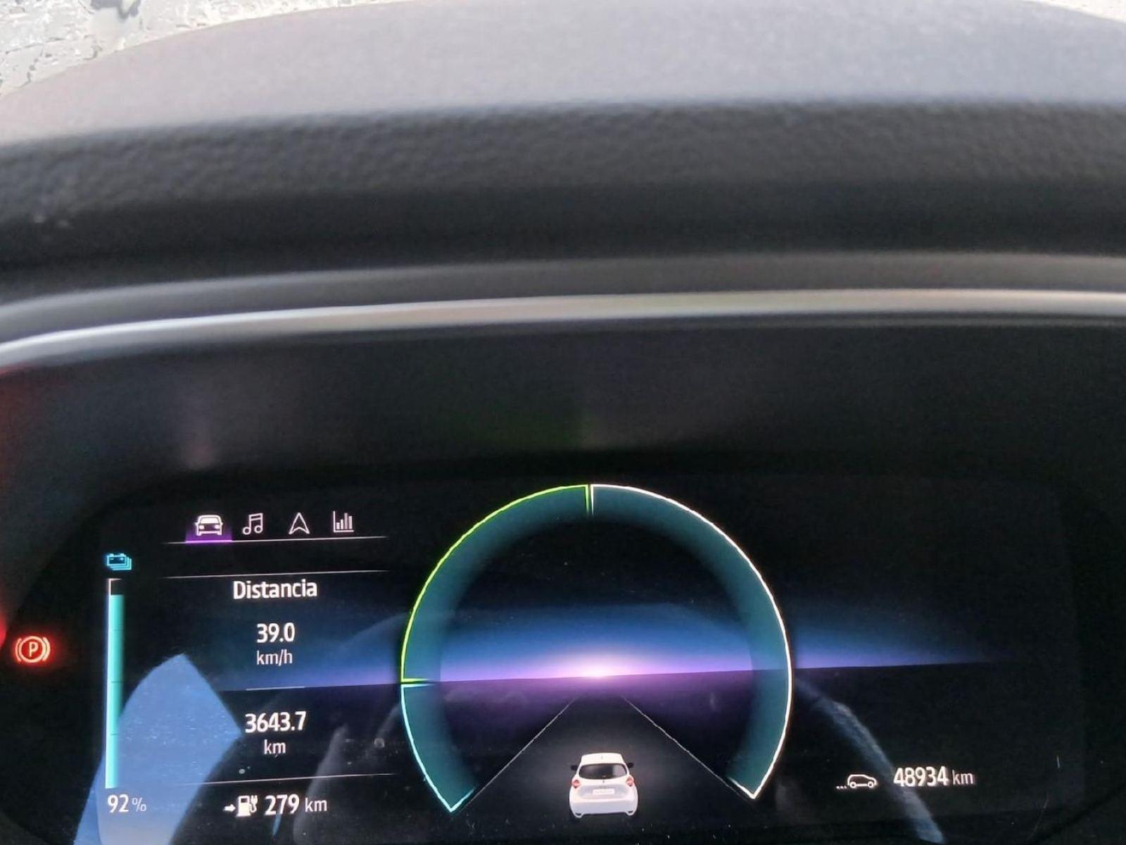 RENAULT ZOE INTENS R110 BATERÍA 50KWH EN PROPIEDAD 4